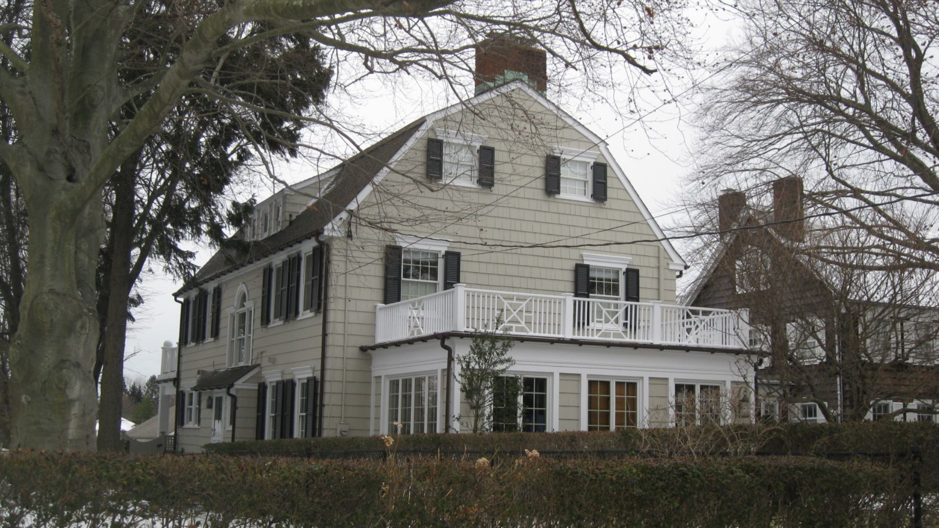 112 Ocean Avenue in February 2010