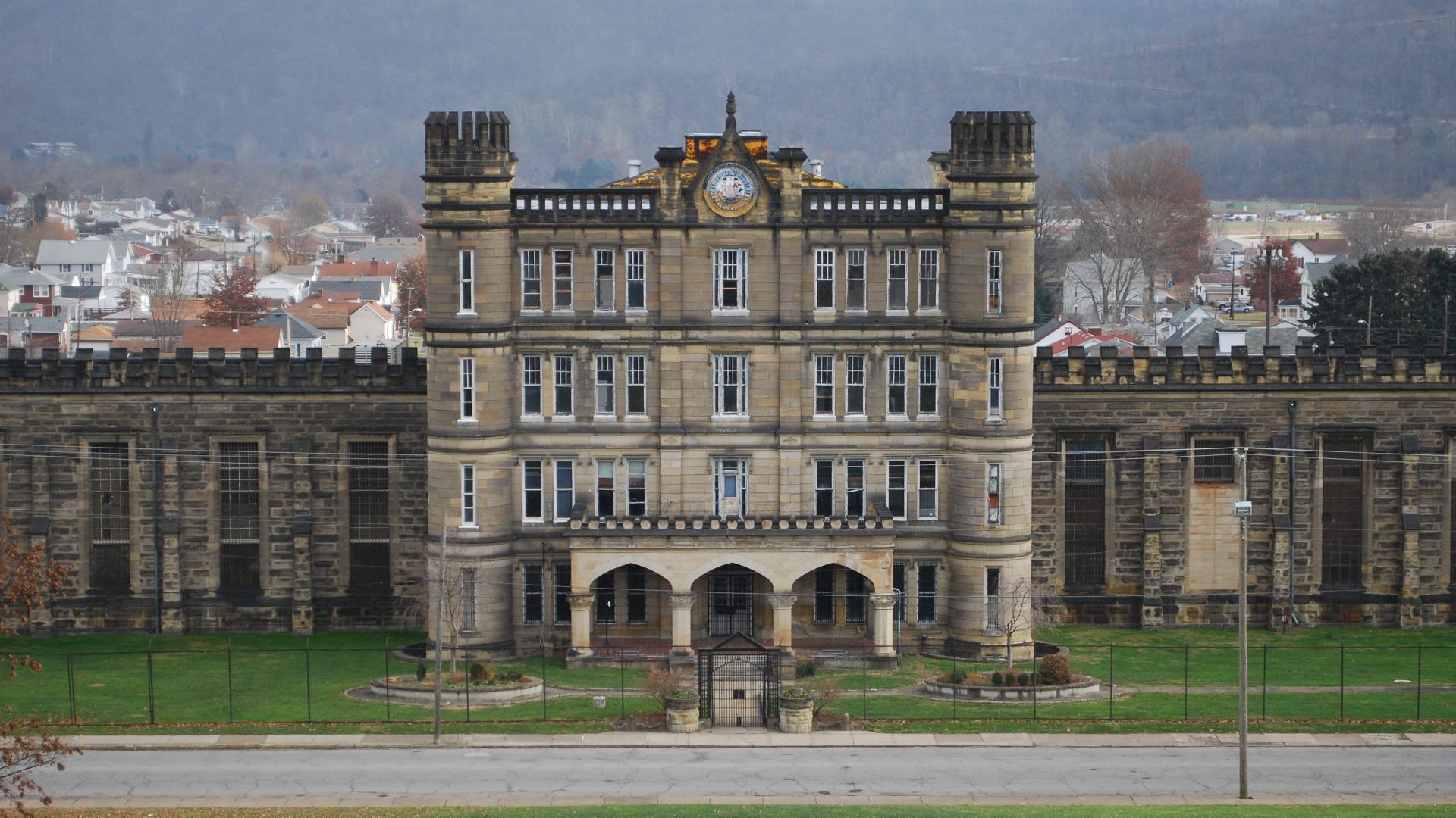 This is an image of a place or building that is listed on the National Register of Historic Places in the United States of America. Its reference number is 96000987 (Wikidata).