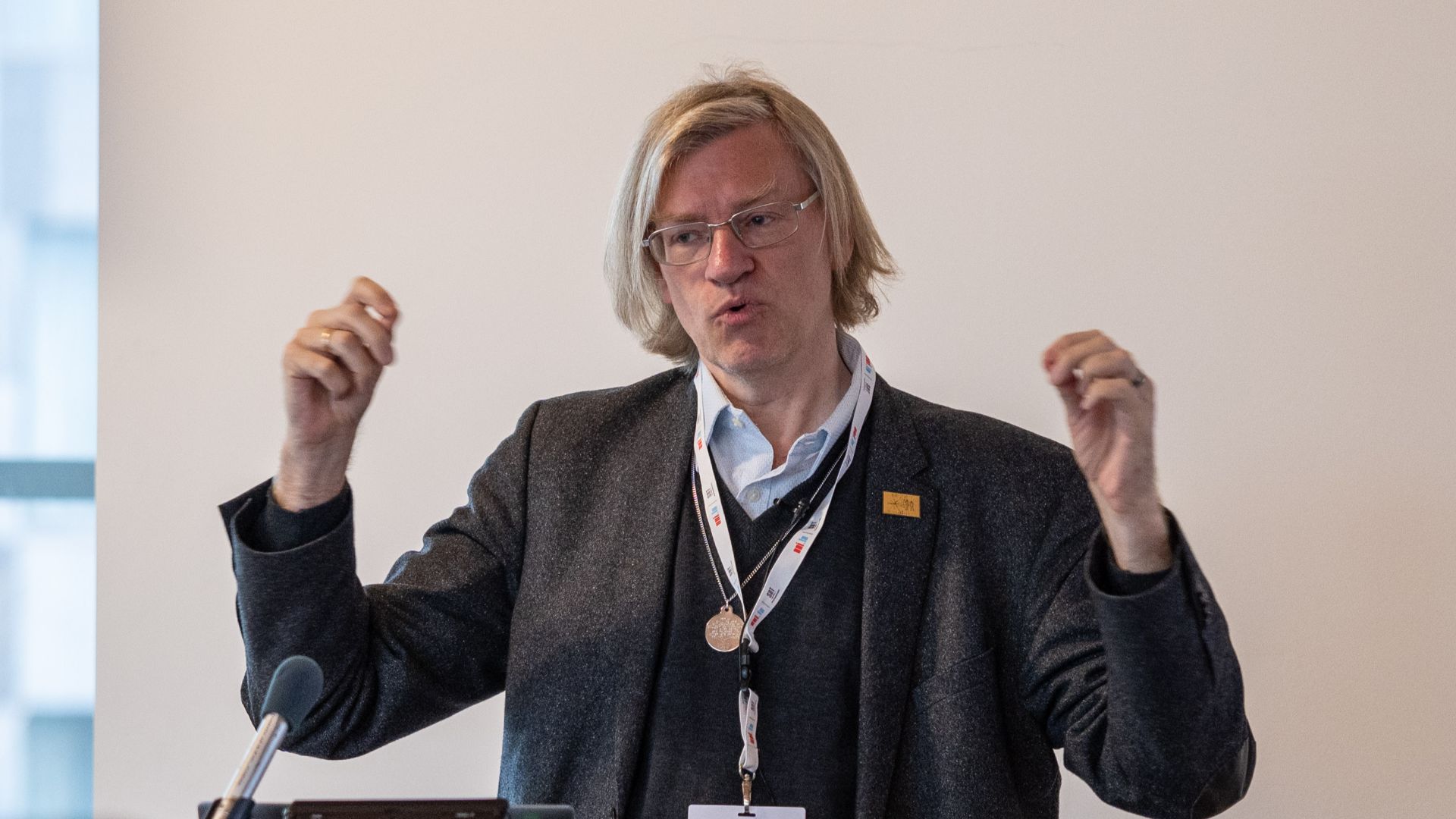 Anders Sandberg presenting in the First European Interstellar Symposium 2024, in Luxembourg