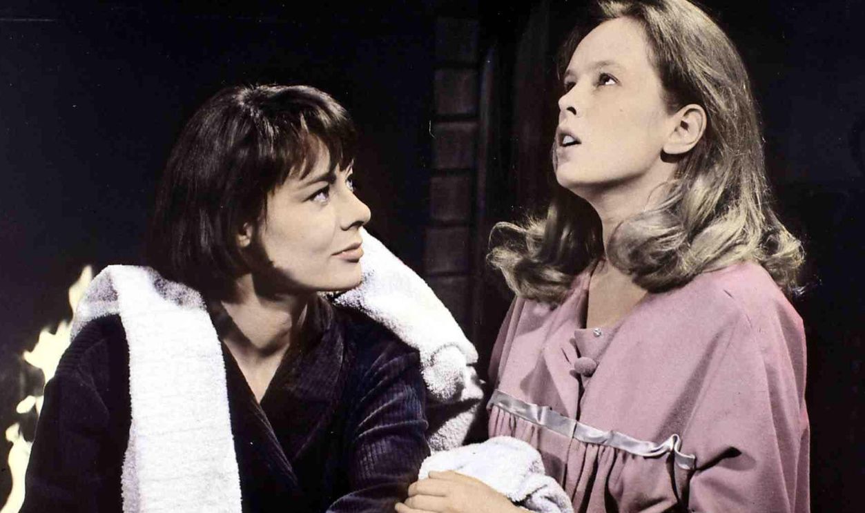 The Fox, Fox, The, The Fox, Fox, The, Anne Heywood, Sandy Dennis March (Anne Heywood) and Jill (Sandy Dennis) run a remote chicken farm in Canada together until a sailor named Paul disturbs their solitude., 1967.
