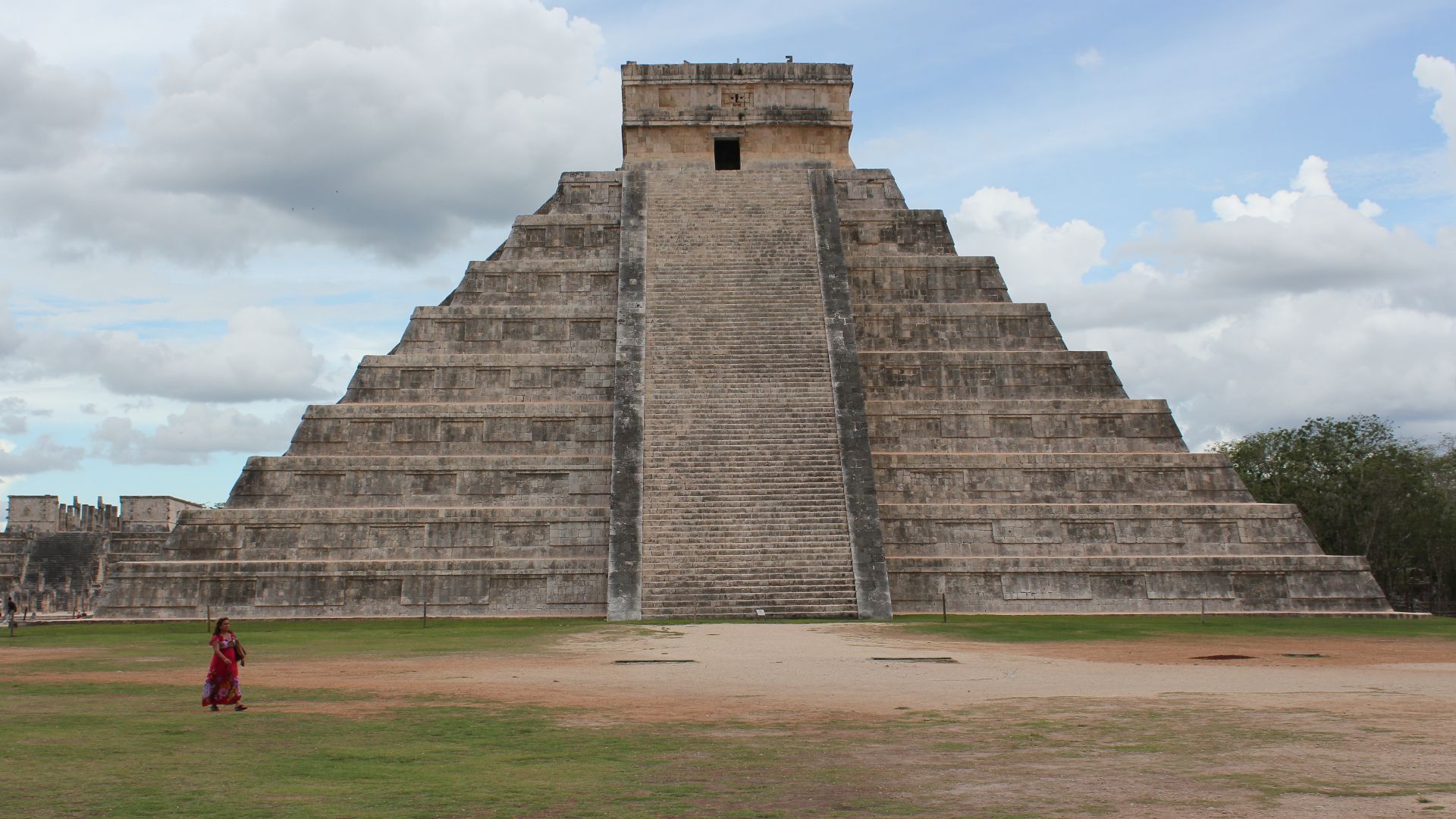File:Chichen Itza, El Castillo (14180679857).jpg