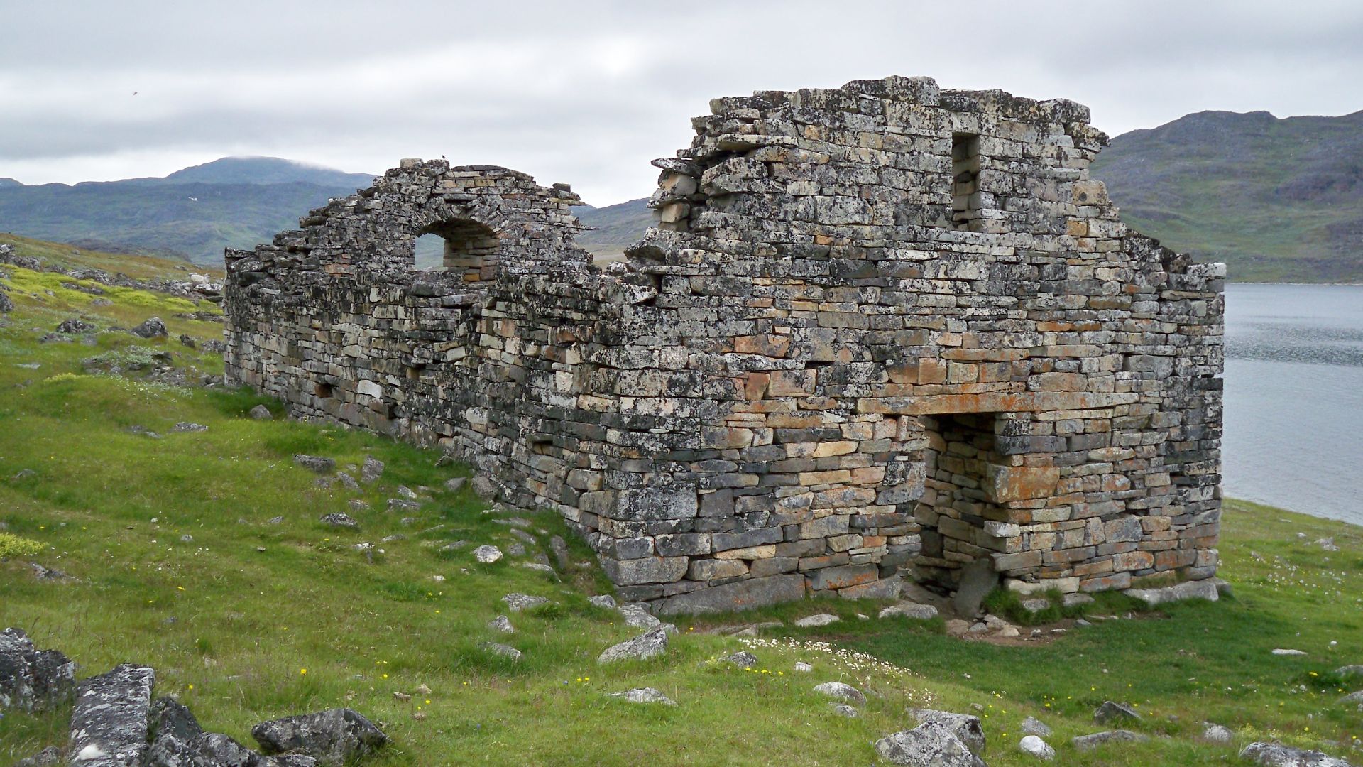 File:Hvalsey Church.jpg