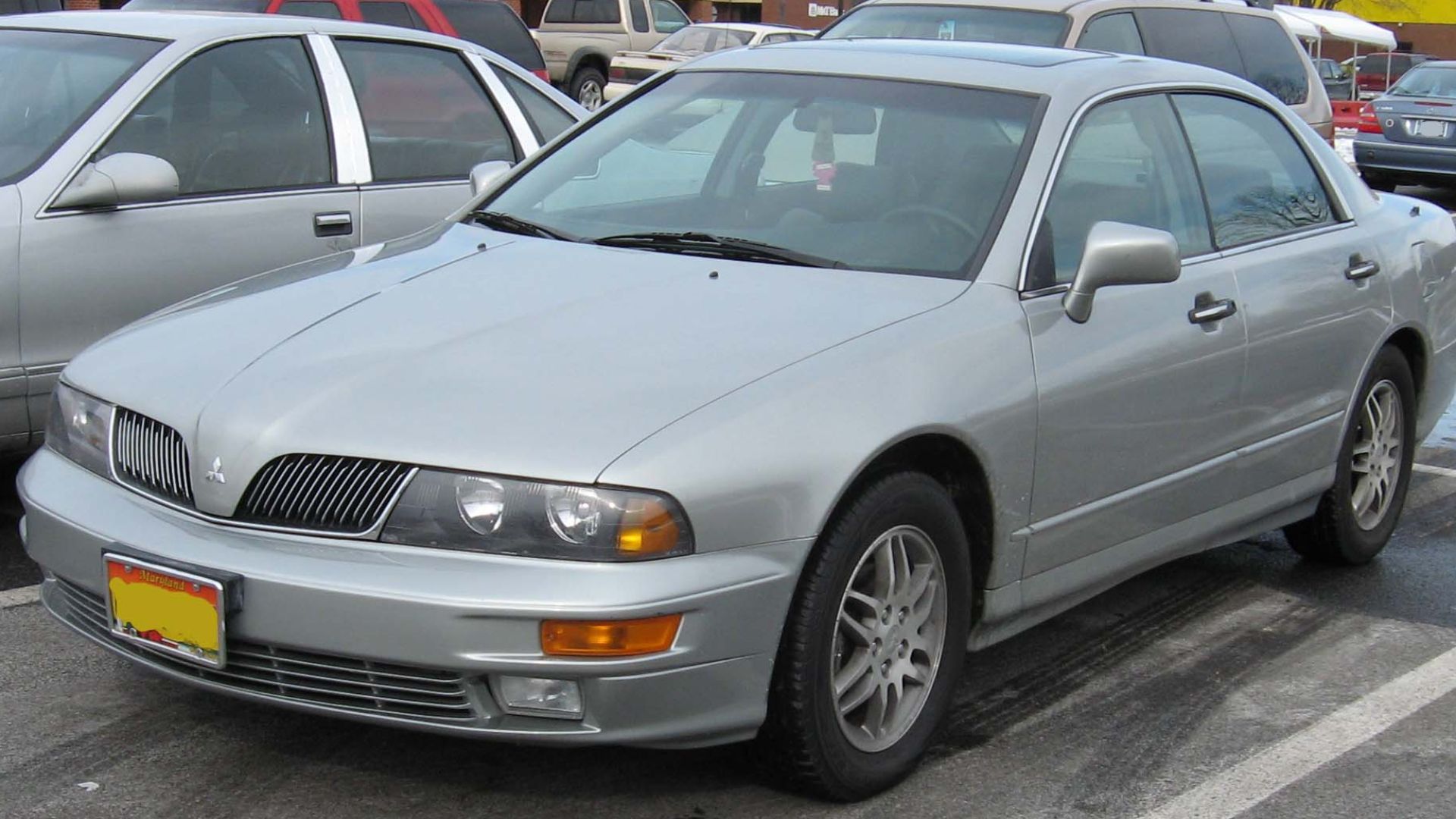 File:02-03 Mitsubishi Diamante.jpg