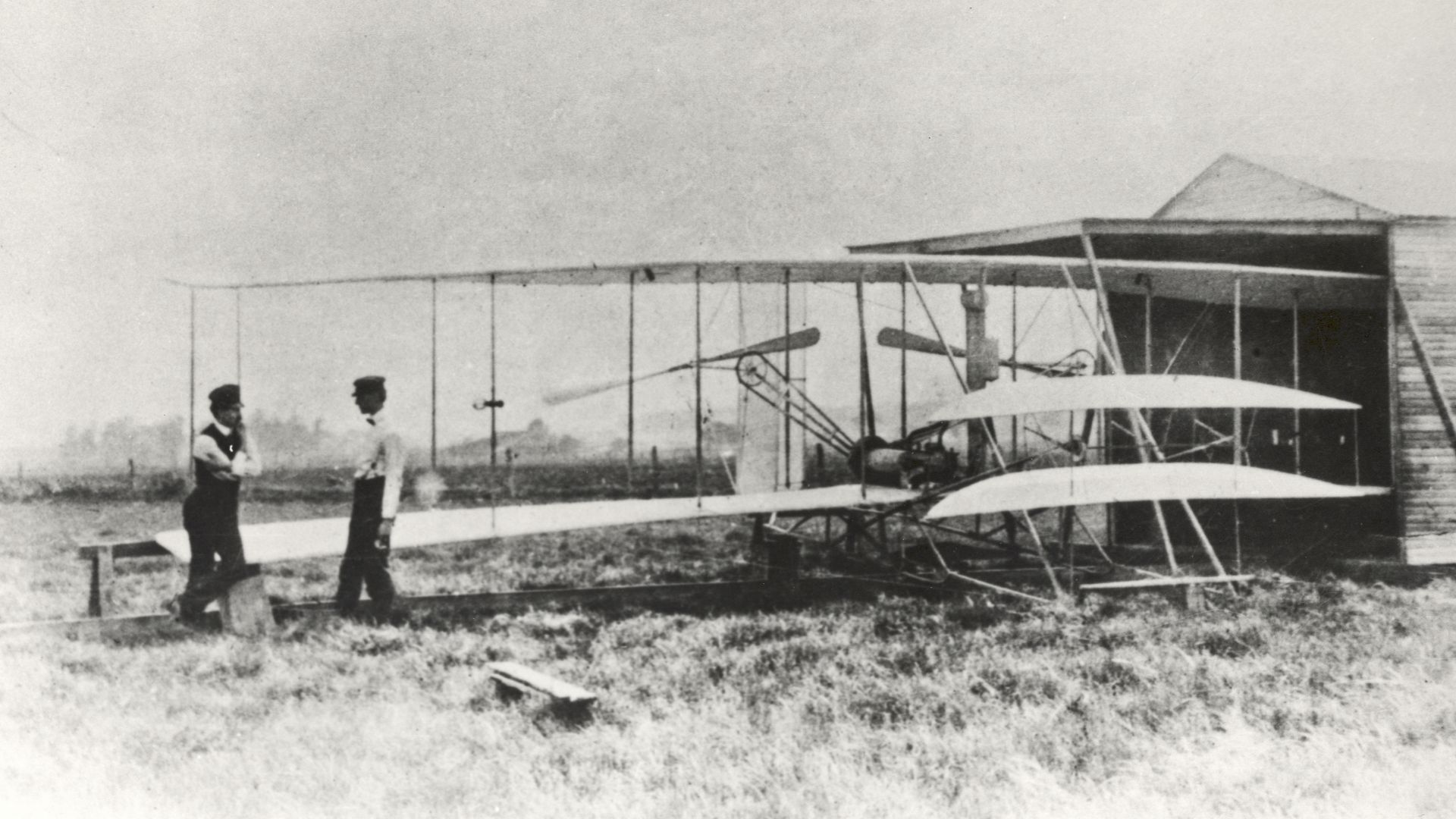 File:Wilbur and Orville Wright with Flyer II at Huffman Prairie - GPN-2002-000126.jpg