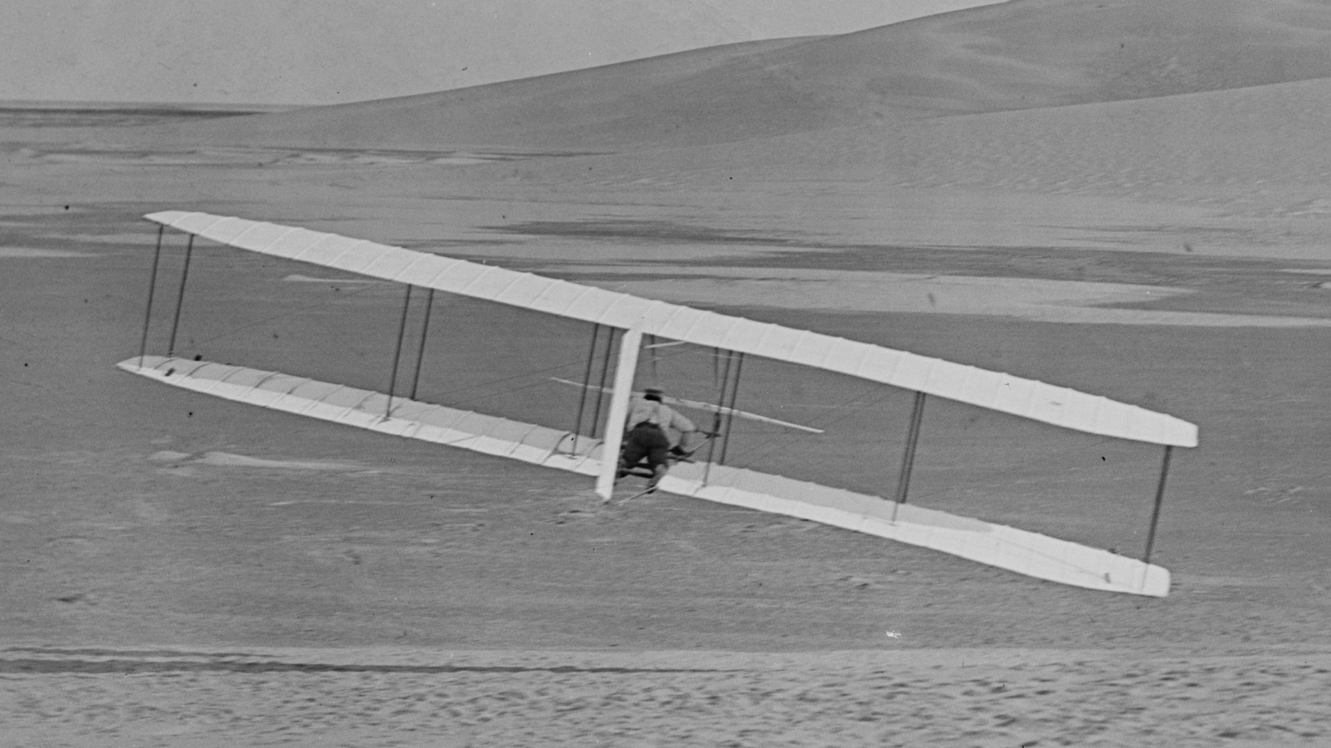 File:1902 Wright glider turns.jpeg