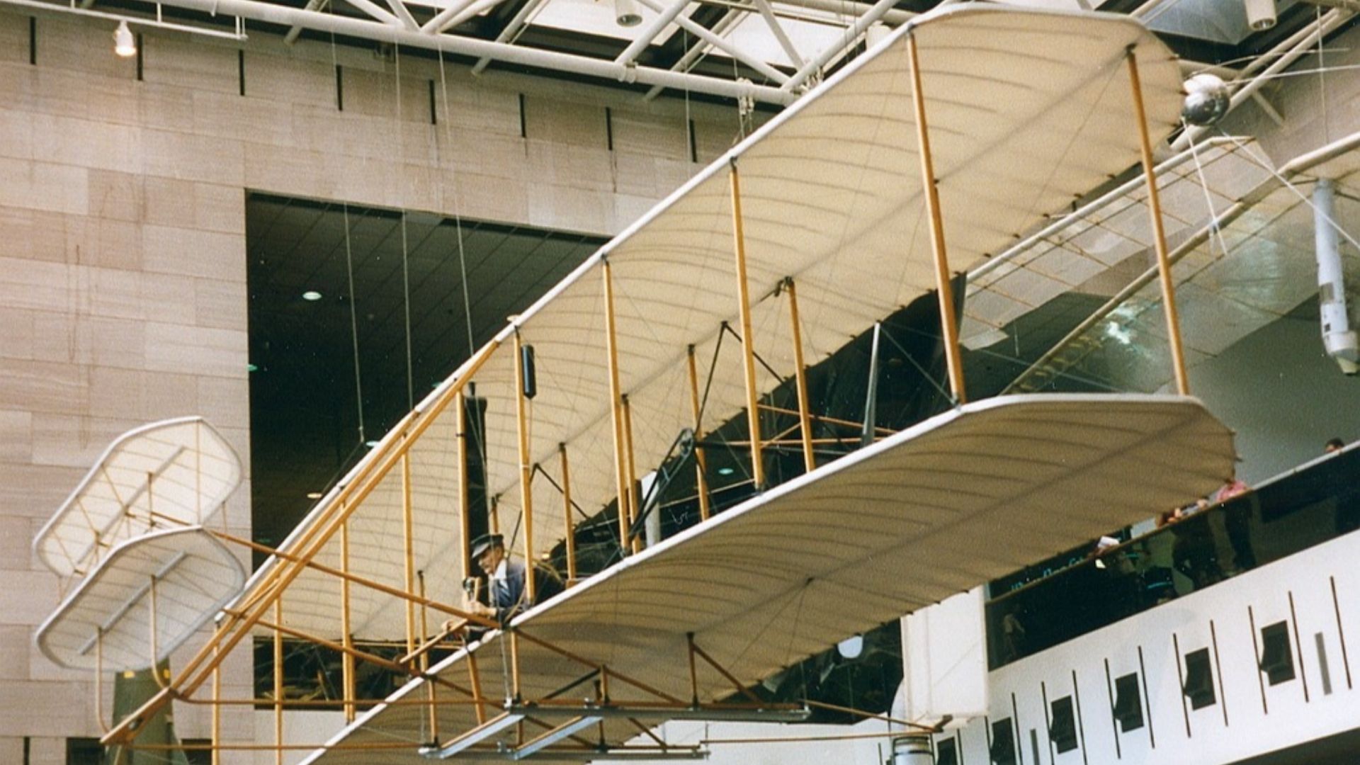 File:Wright Flyer AN0231034.jpg