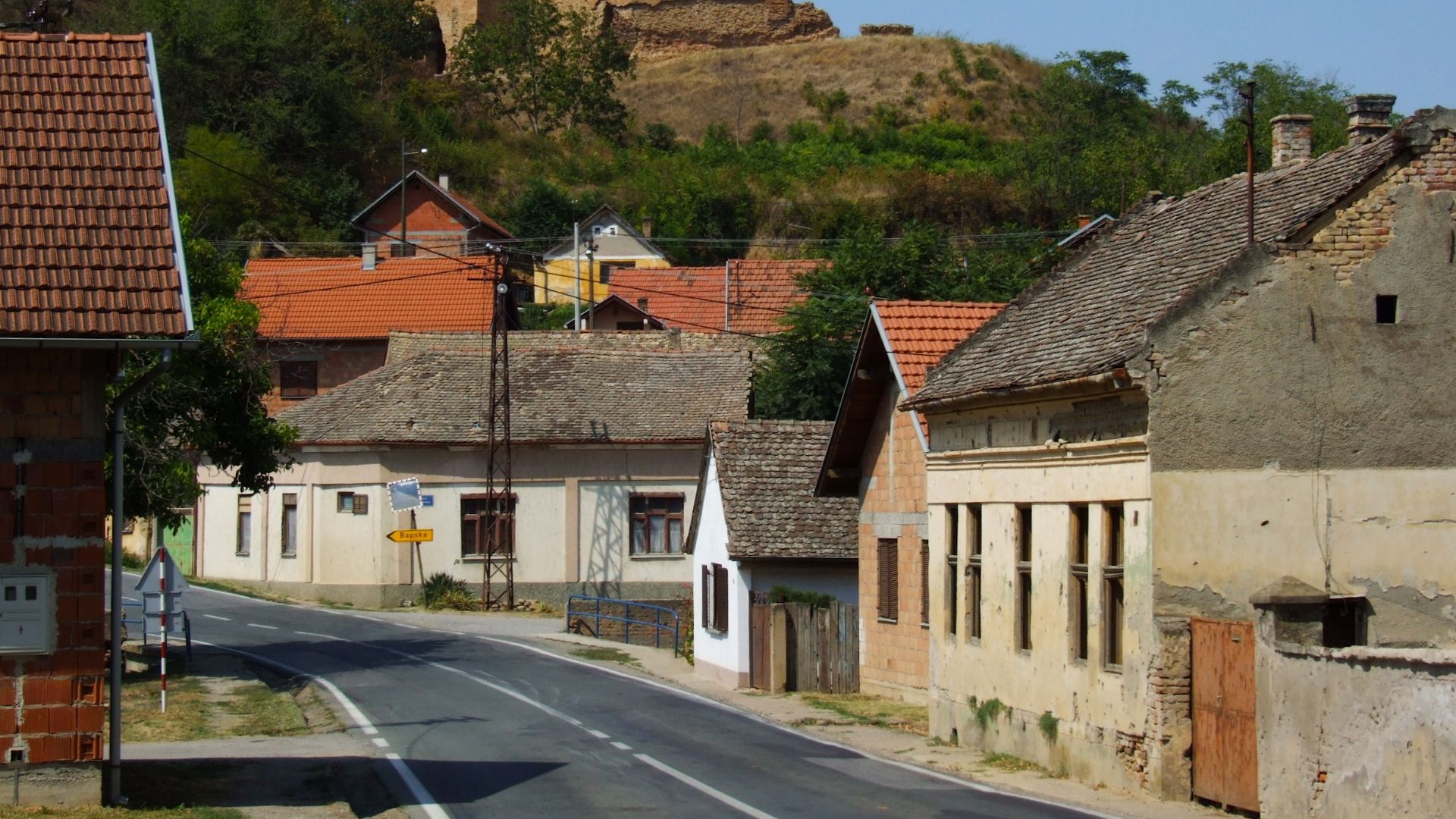 File:Šarengrad, Syrmia, Croatia.JPG