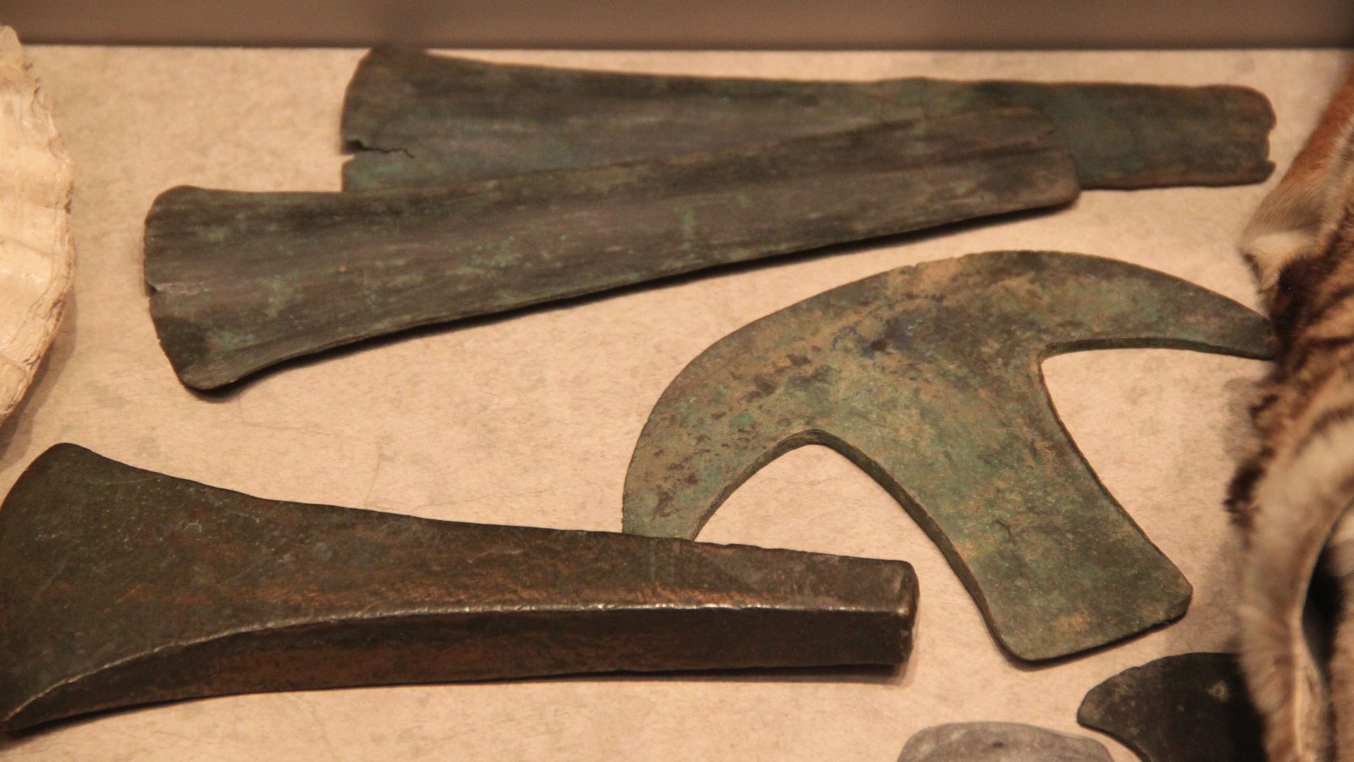 File:Aztec Imported Copper Tools (9755082101).jpg