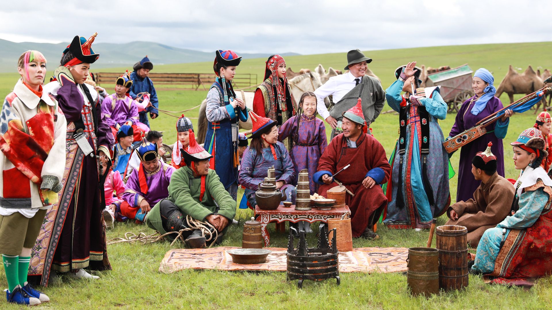 File:Naadam, Mongolian traditional festival.jpg