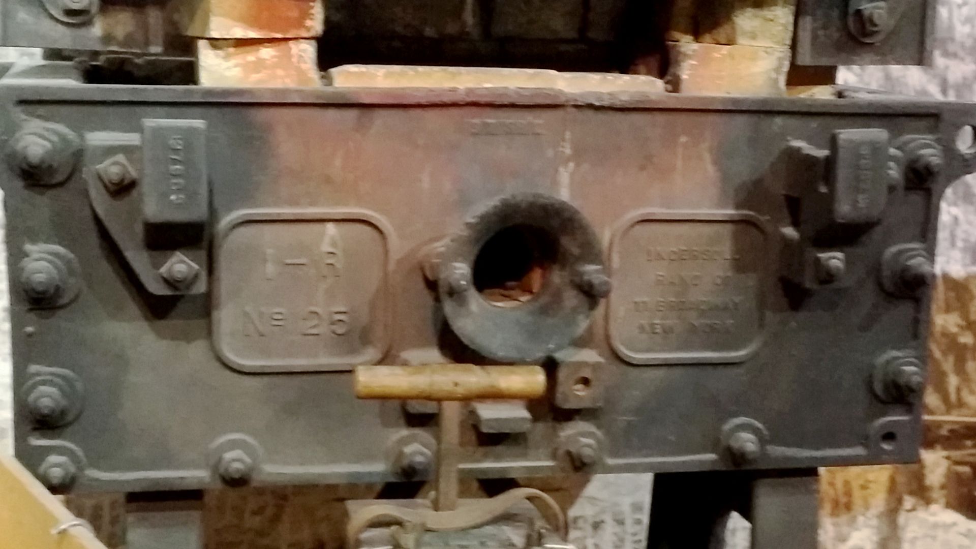 File:Mount Rushmore - 51106824707.jpg