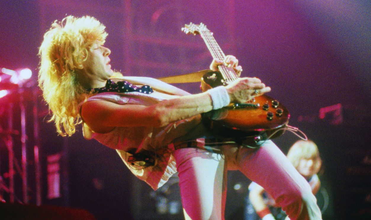 Gettyimages  - 1149249621, Steve Clark (Def Leppard) Steve Clark (Def Leppard) on 01.12.1983 in Dortmund.