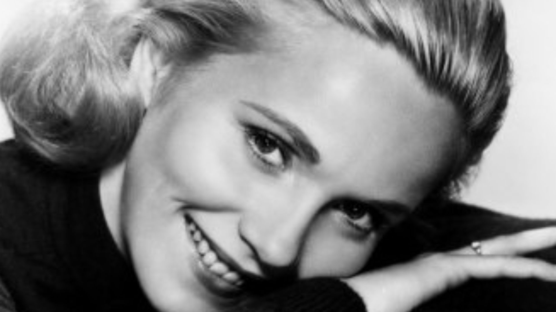 File:Studio publicity Eva Marie Saint.jpg