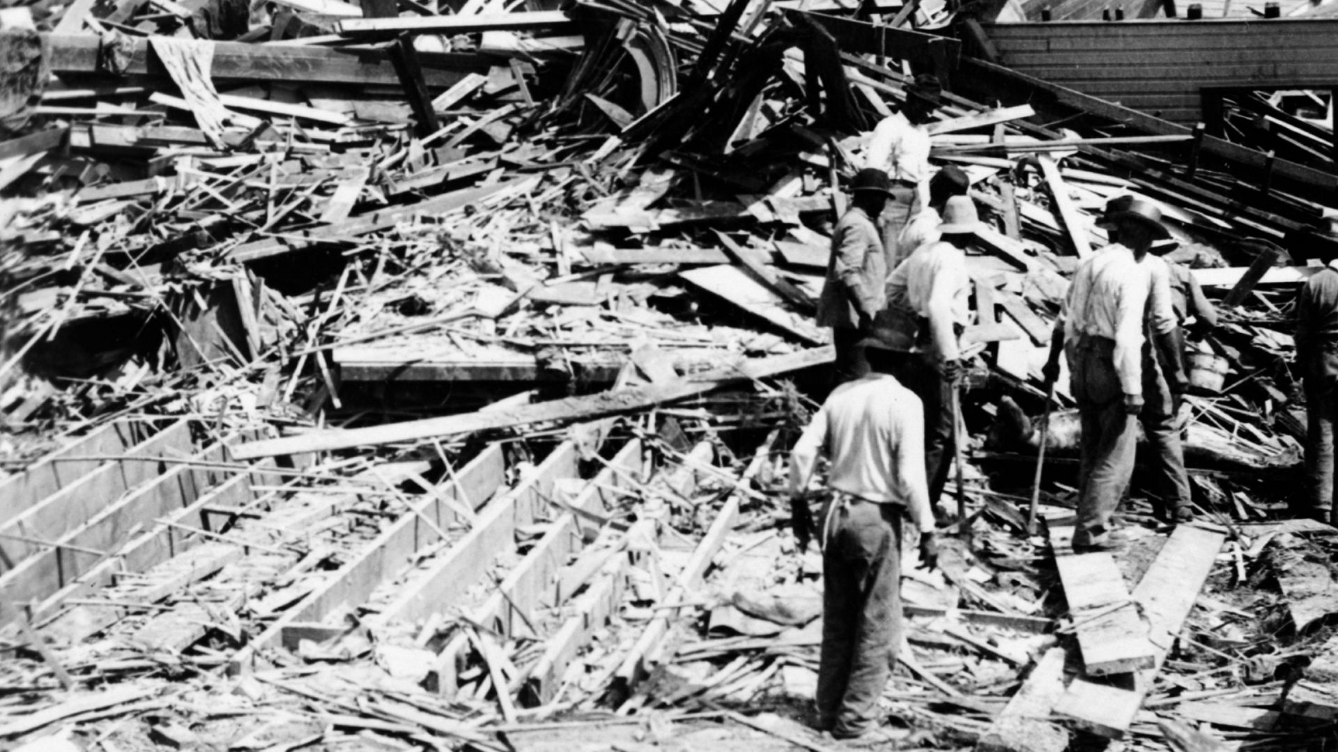 File:Body in the ruins, Galveston hurricane, 1900.jpg