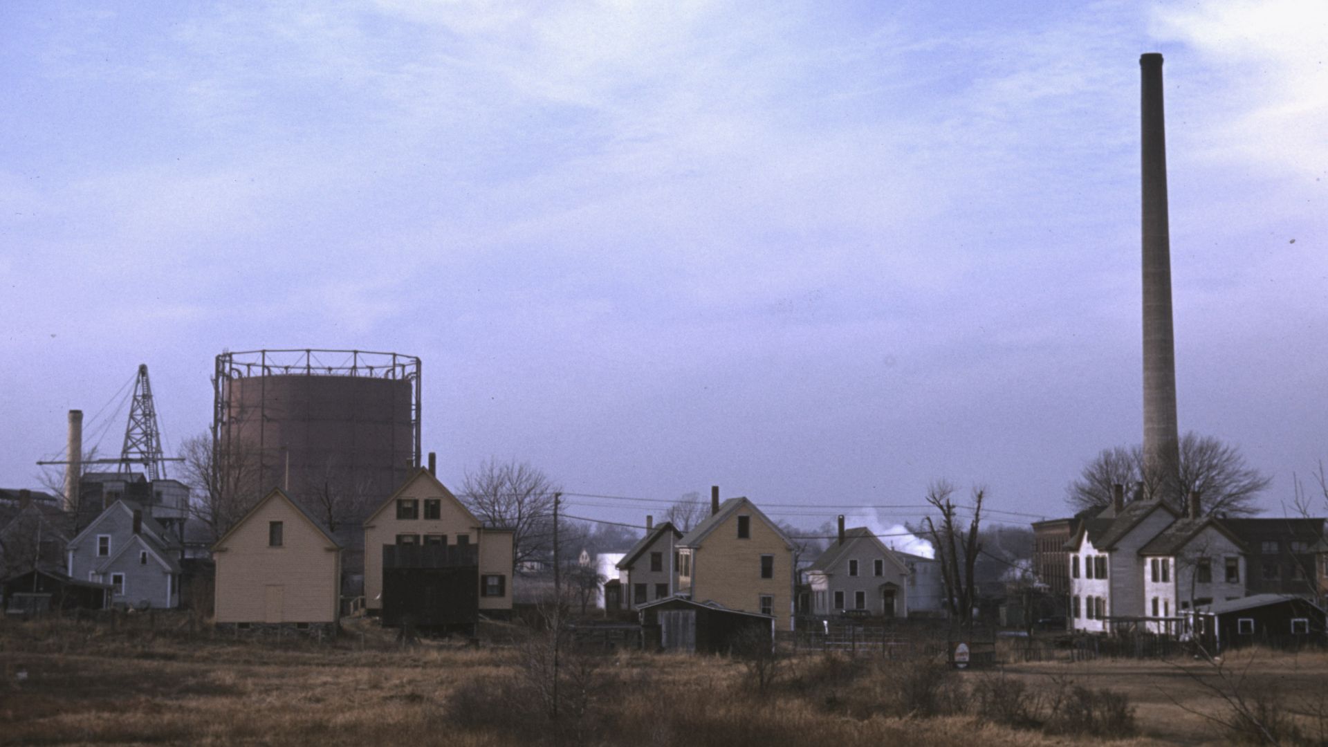 File:Industrial town in Massachusetts, possibly New Bedford LCCN2017877370.jpg
