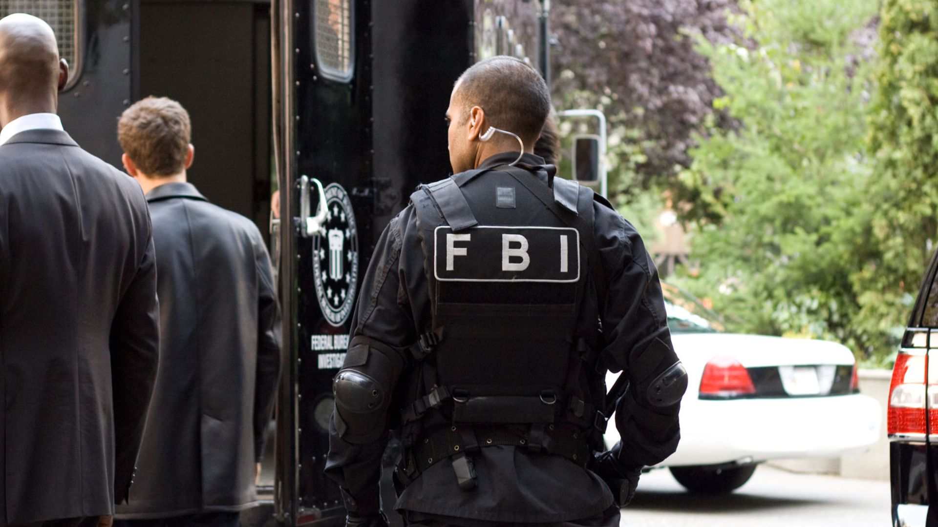 File:F B I (3769245201).jpg