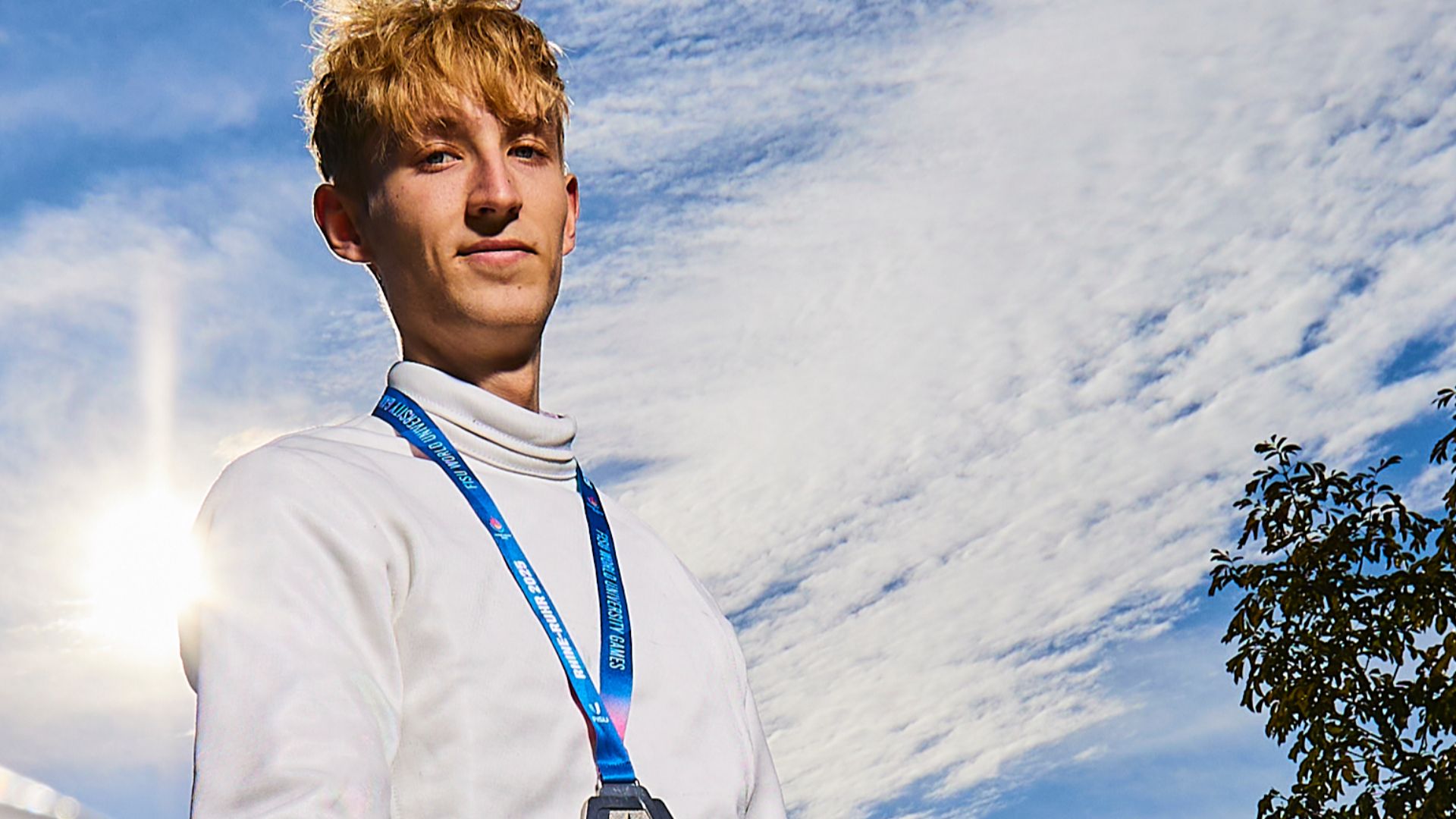 File:Soma Somody Hungarian épée fencer 04.jpg