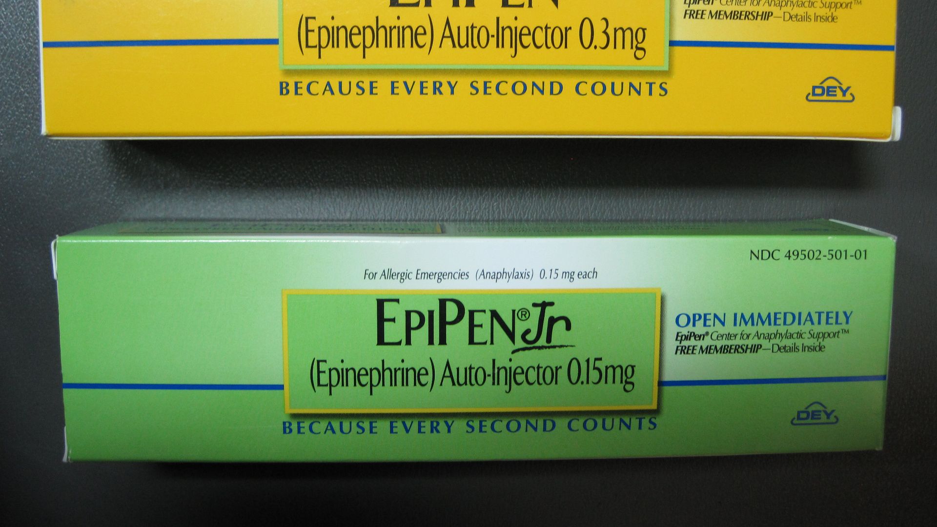File:Epi-Pens (1).JPG