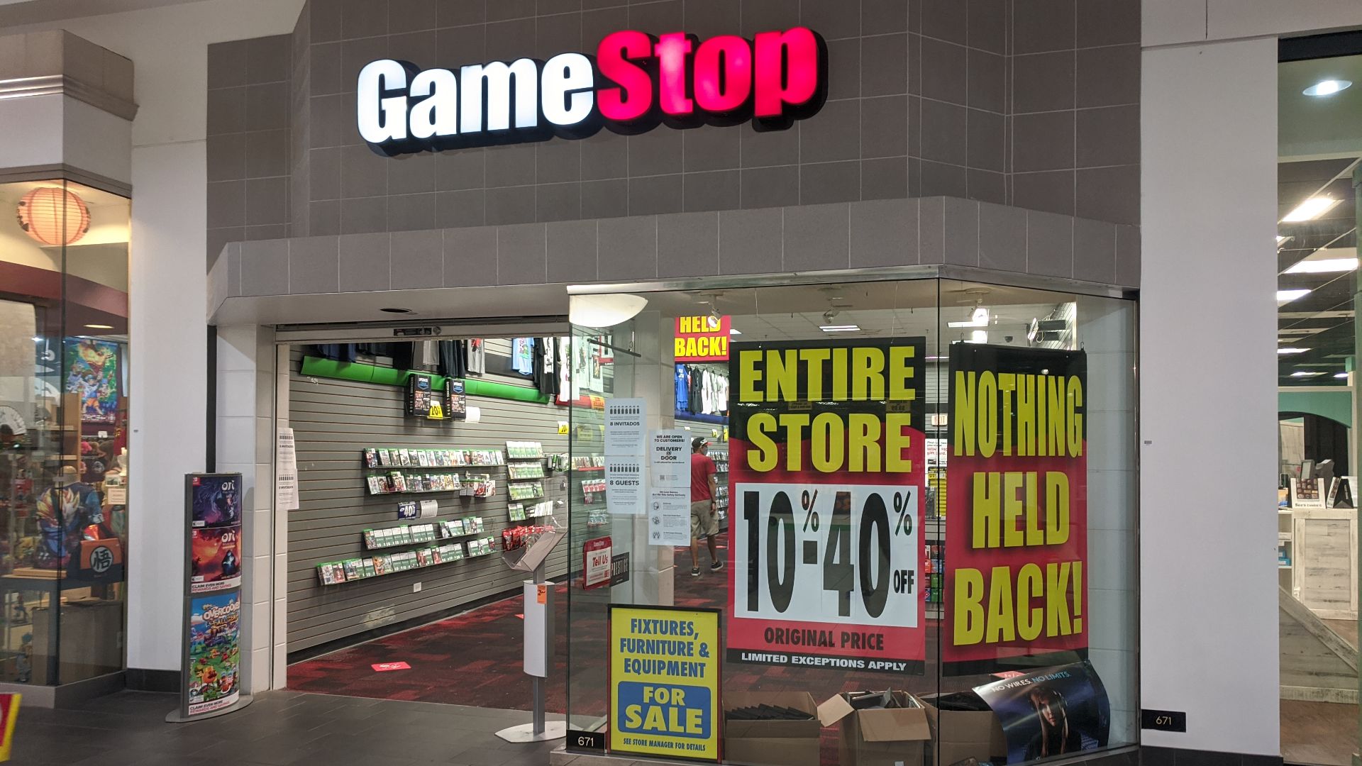 File:Gamestop Liquidation - Melbourne Square Mall - Melbourne, FL.jpg