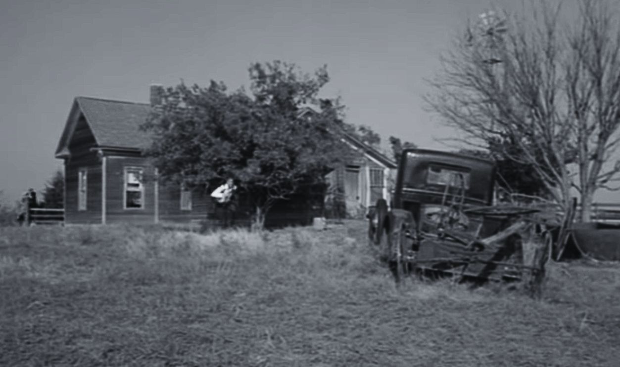 Screenshot from Dillinger (1973)