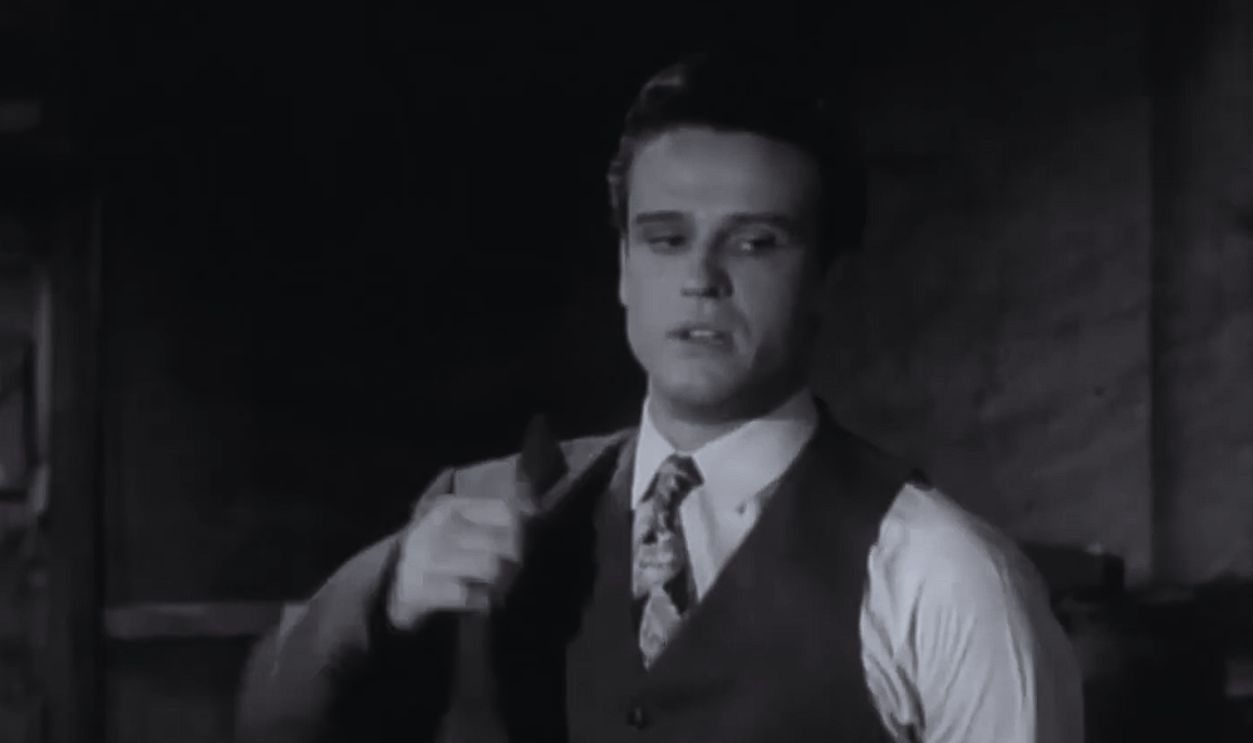 Screenshot from Pretty Boy Floyd (1960)