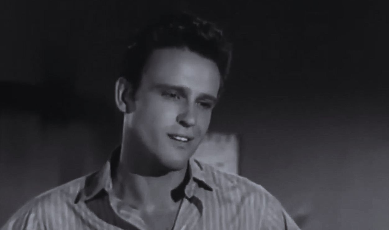 Screenshot from Pretty Boy Floyd (1960)