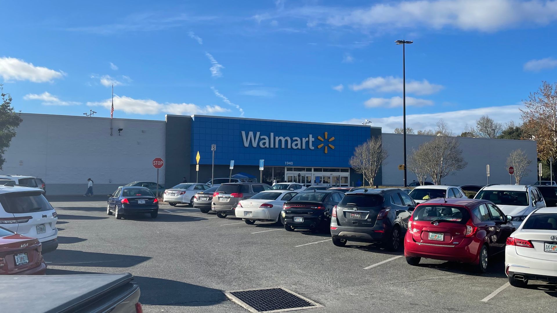 File:Walmart Supercenter - Quincy, FL.jpg