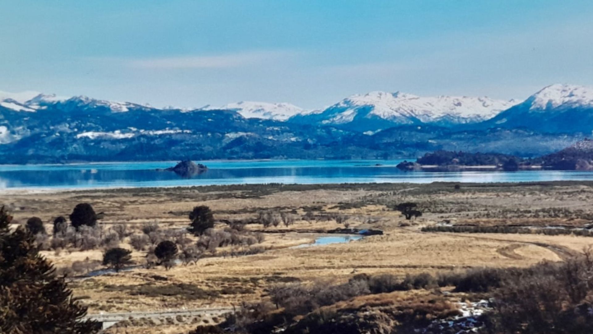 File:Lago Aluminé-Aluminé-Provincia de Neuquén.jpg