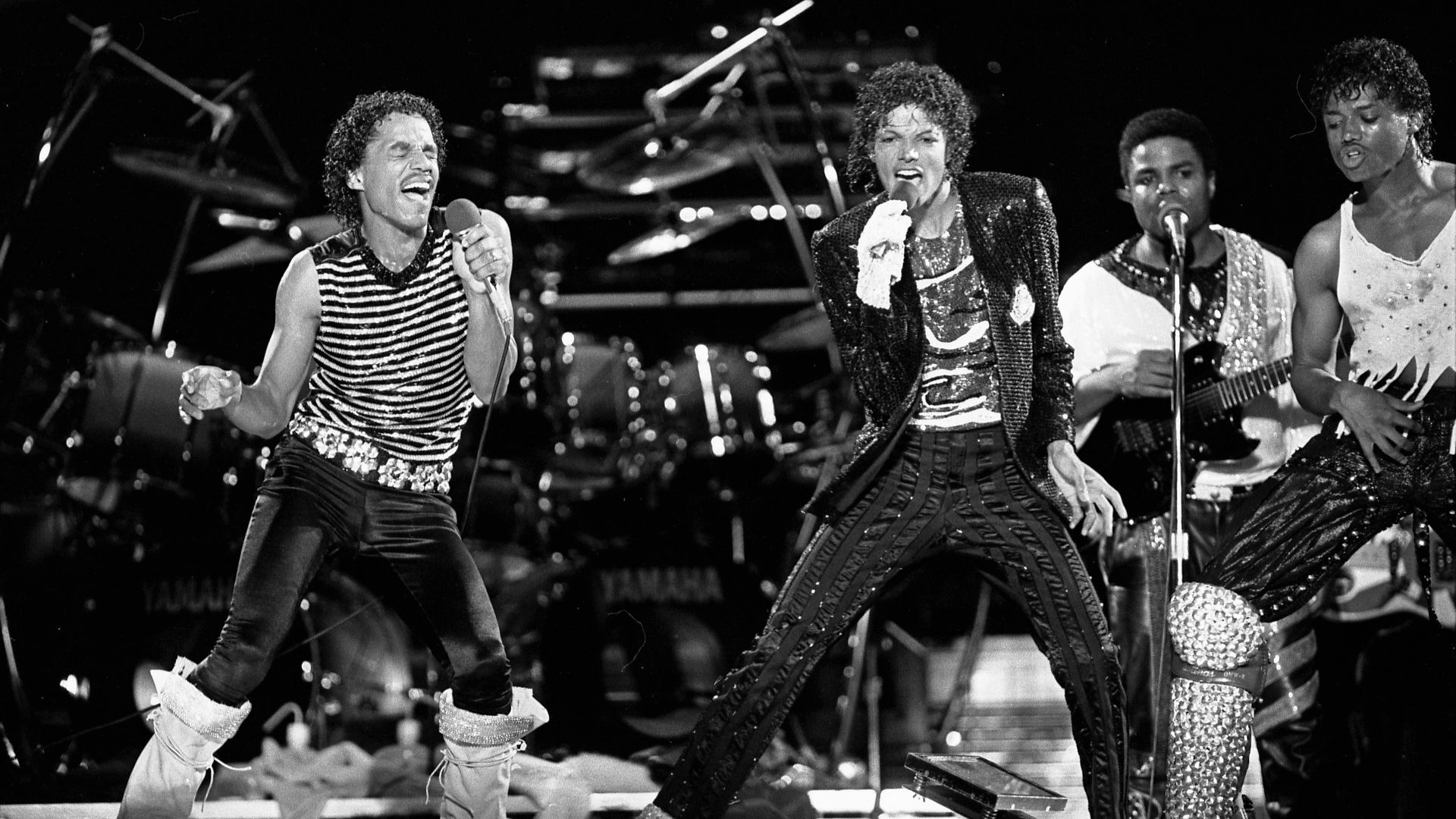 File:The Jacksons, Victory Tour, Arrowhead Stadium, 1984.jpg