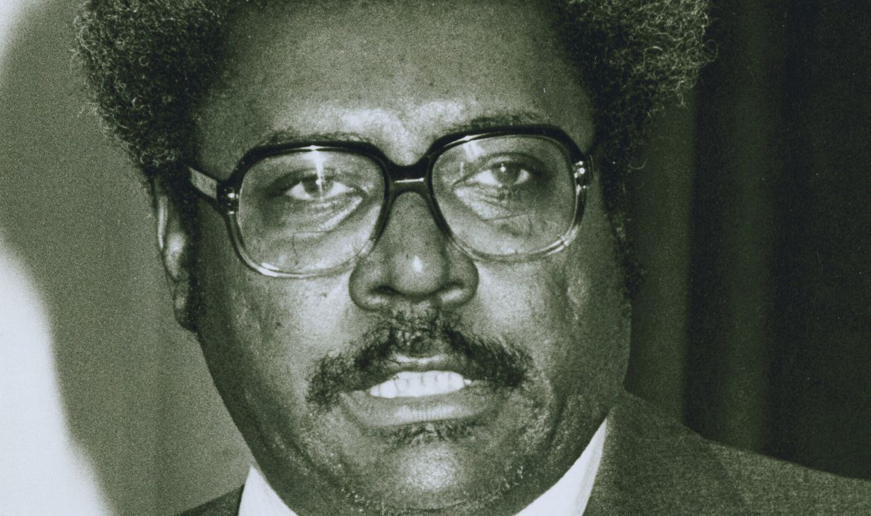 Gettyimages - 156109392, Ron Galella Archive - File Photos Boxing Promoter Don King attends the press conference for the Jackson Concert on December 4, 1984 at the Beverly Hills Hotel in Beverly Hills, California.