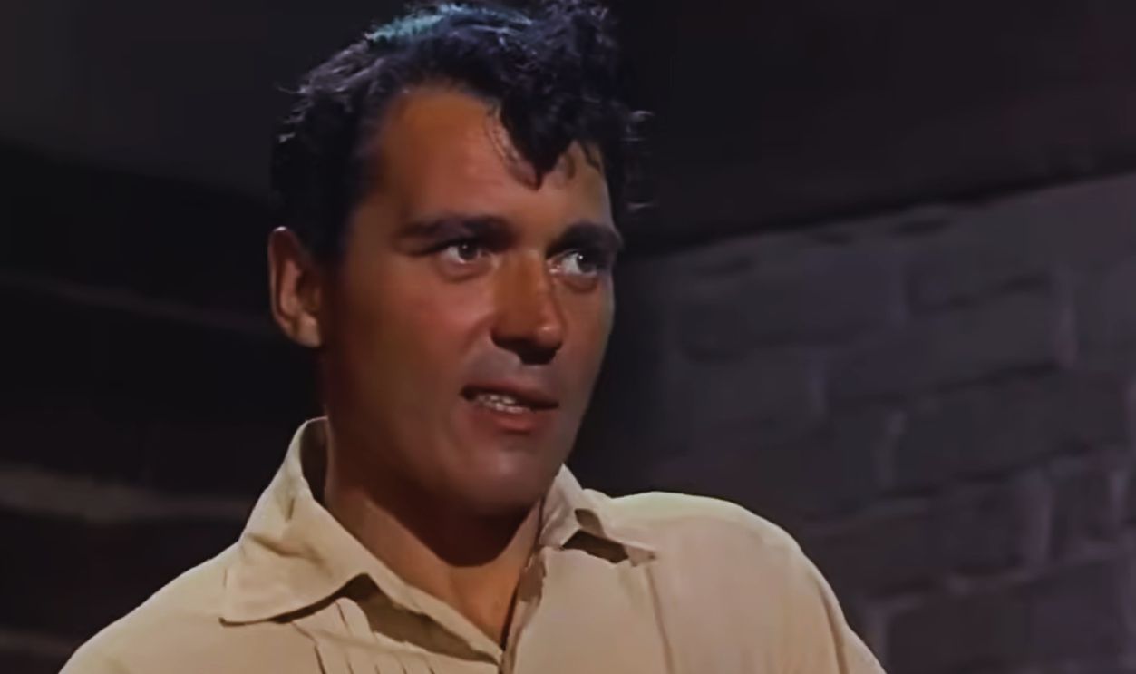 Screenshot from The Texas Rangers (1951)