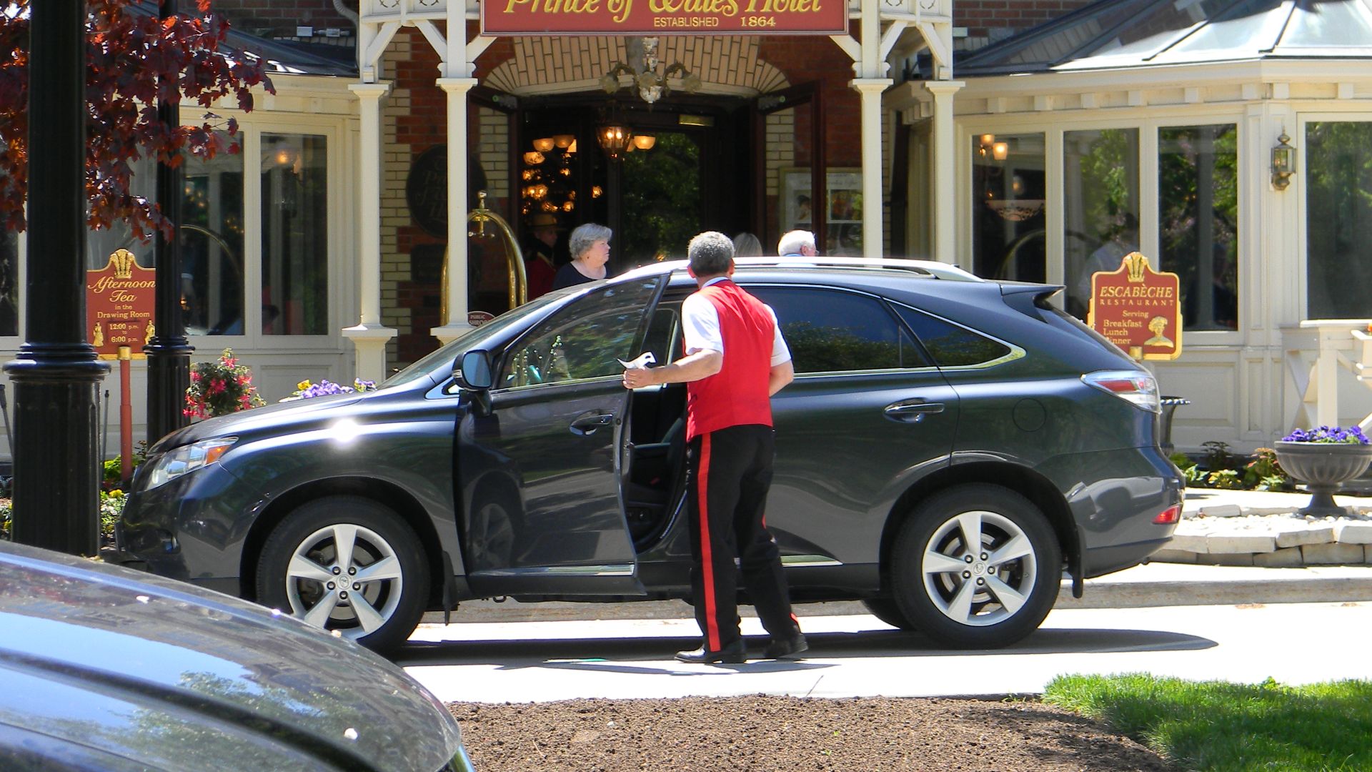 File:2Prince of Wales Hotel, Niagara-on-the-Lake.JPG