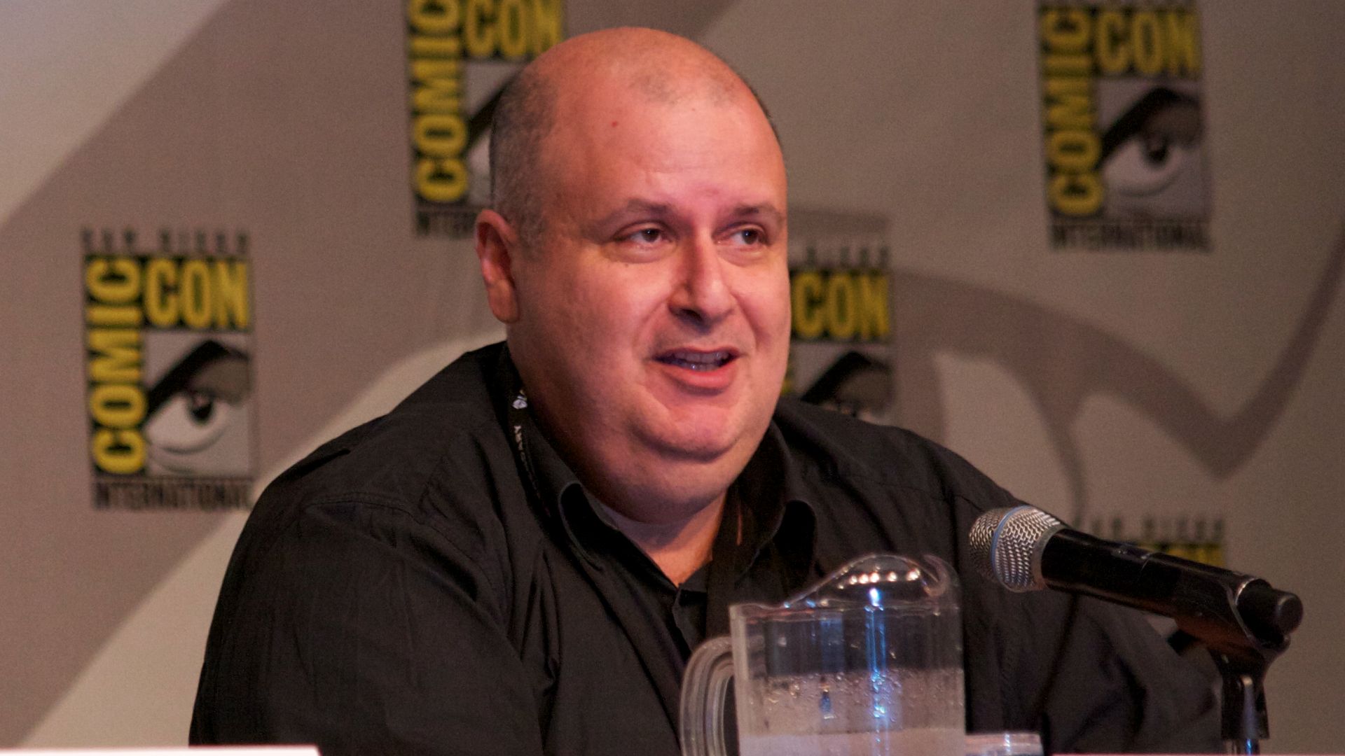 File:Bradley Cooper and Alex Proyas at SDCC 2011 (5967418430).jpg