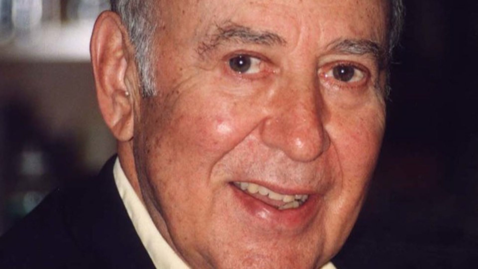 File:Carl Reiner (50083030777).jpg