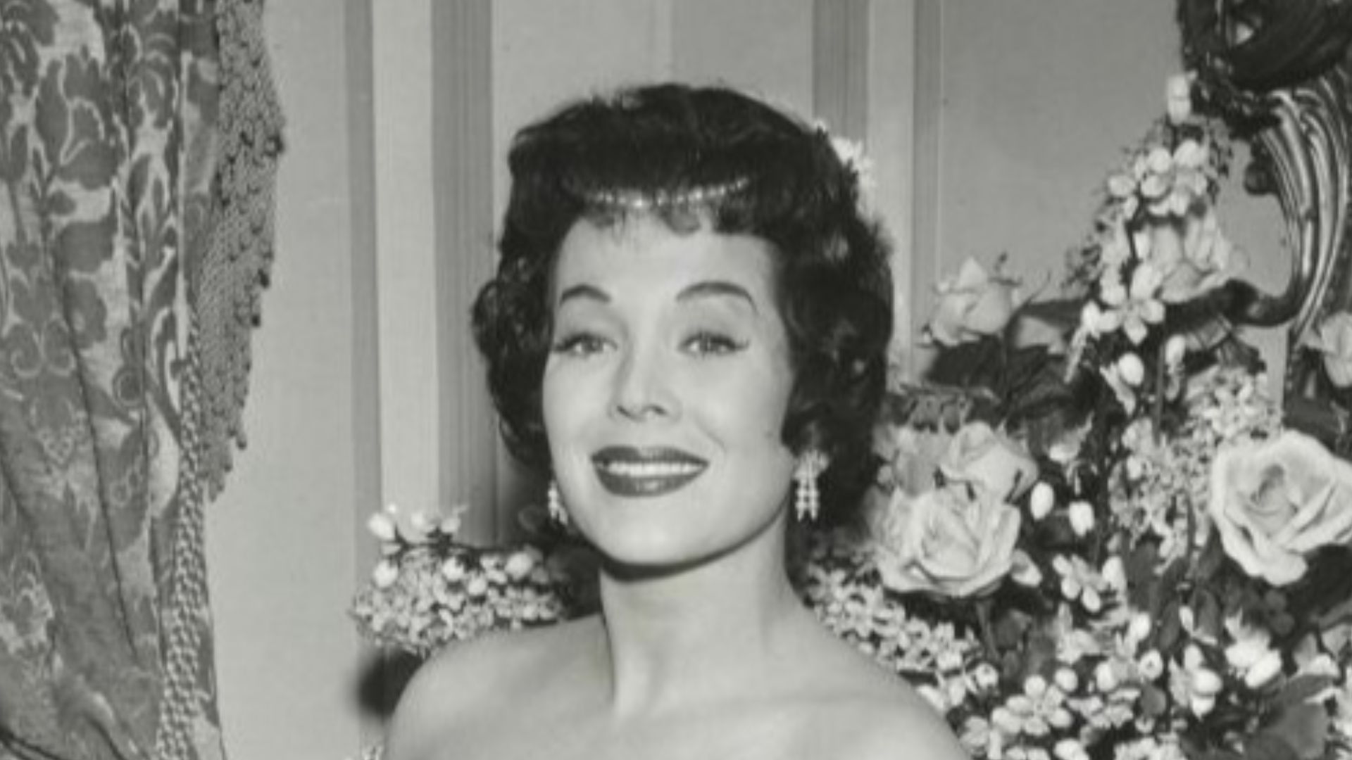 File:Lita Baron May 1960.jpg