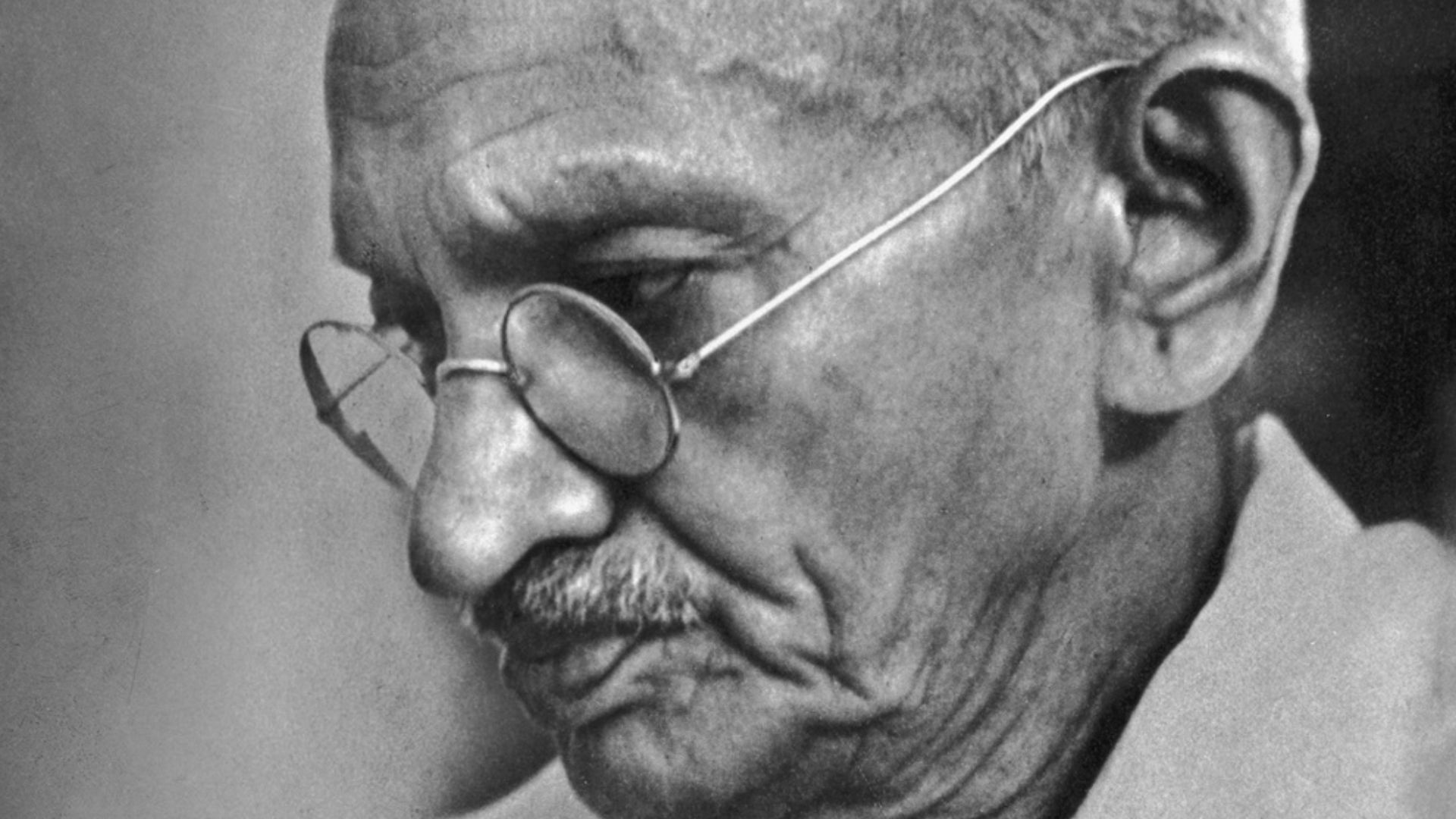 File:Mahatma Gandhi, circa 1940.jpg
