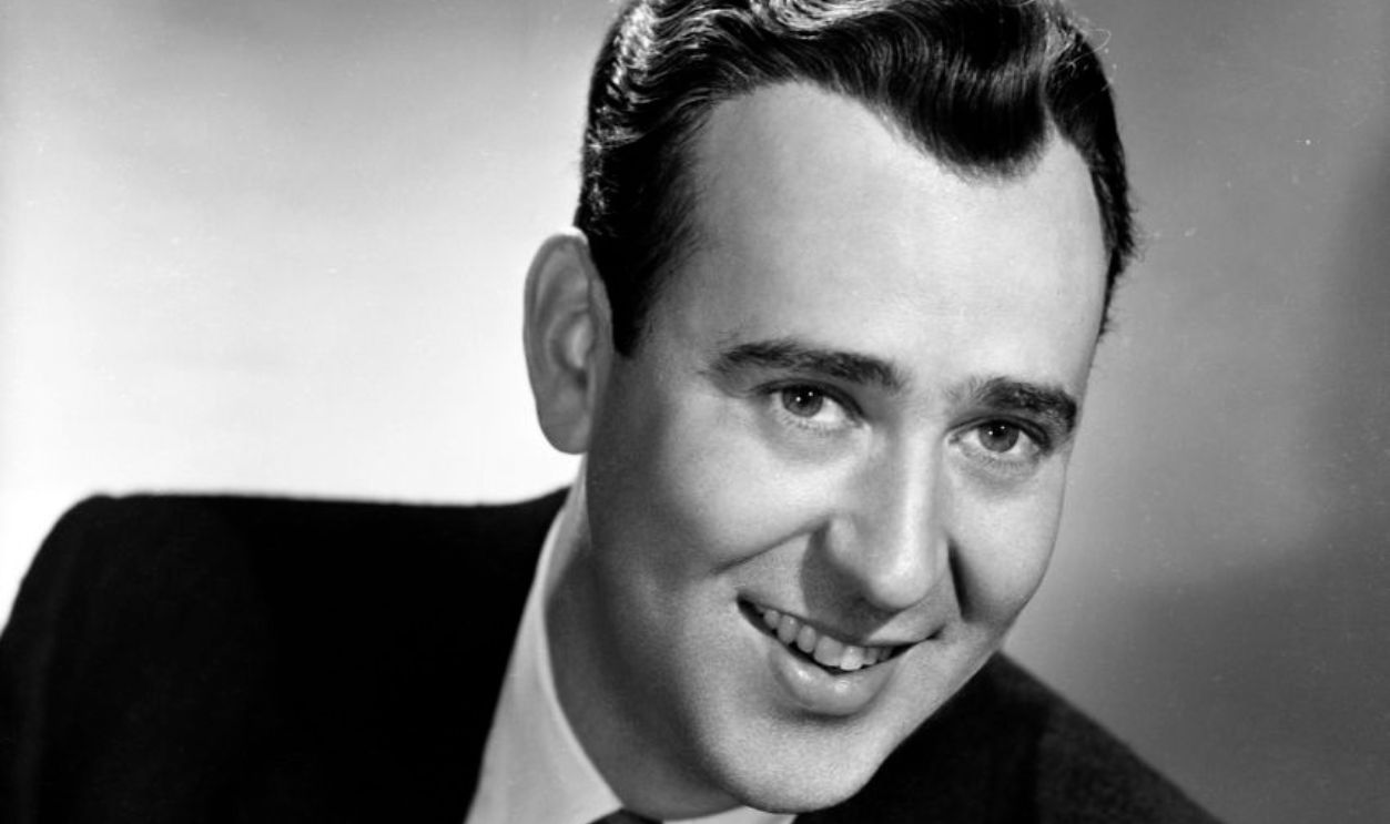 CIRCA 1955: Comedian Carl Reiner poses for a portrait in circa 1955.