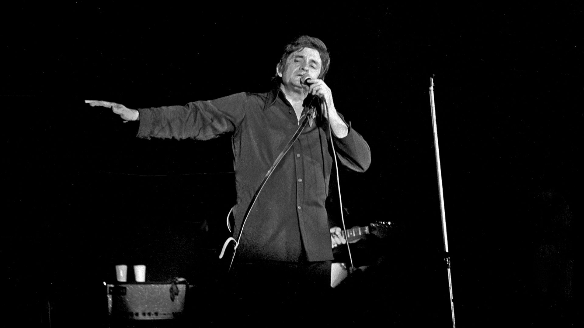 File:Johnny-Cash 1972.jpg