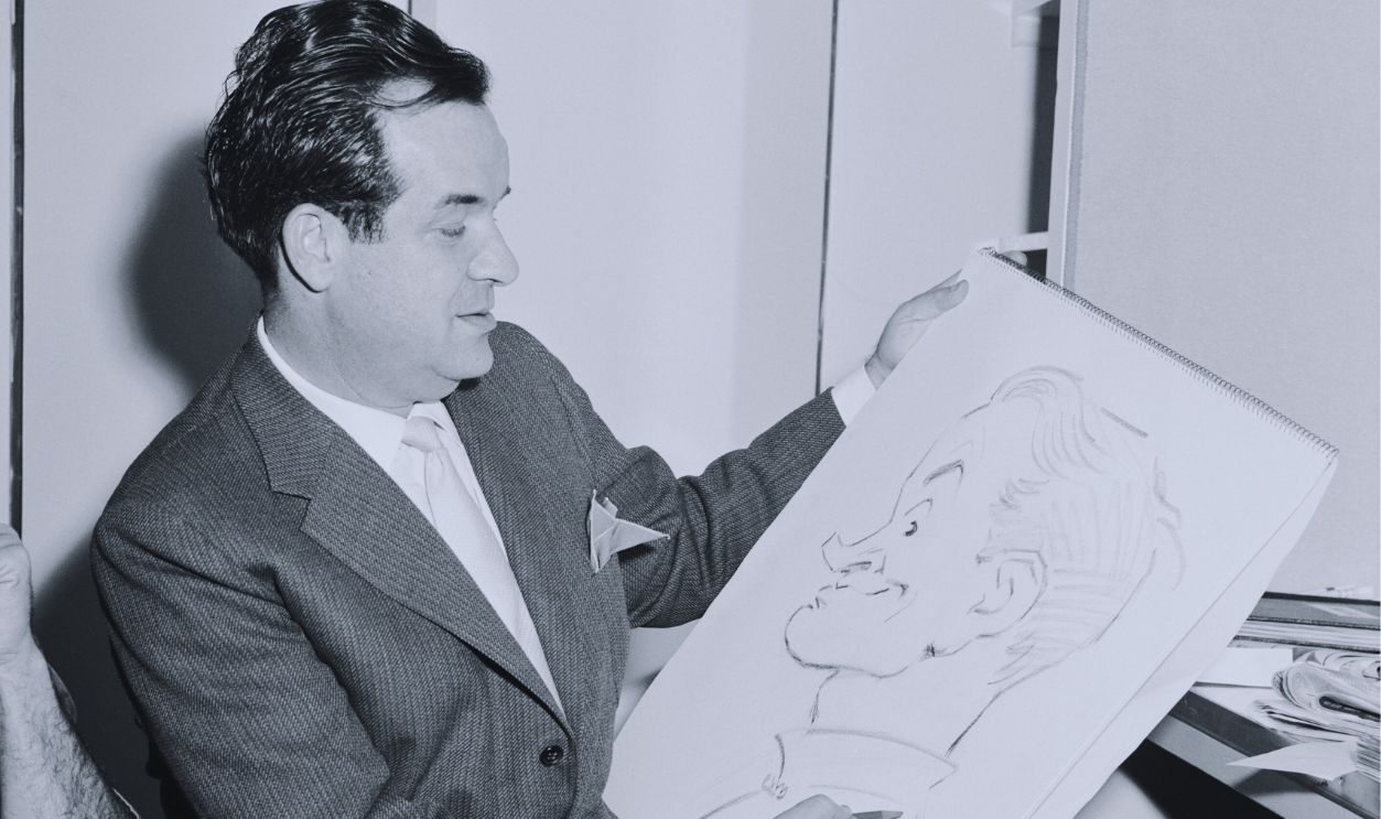 Gettyimages - 515248616, Bob Hope Gazing at Artwork of Al Capp