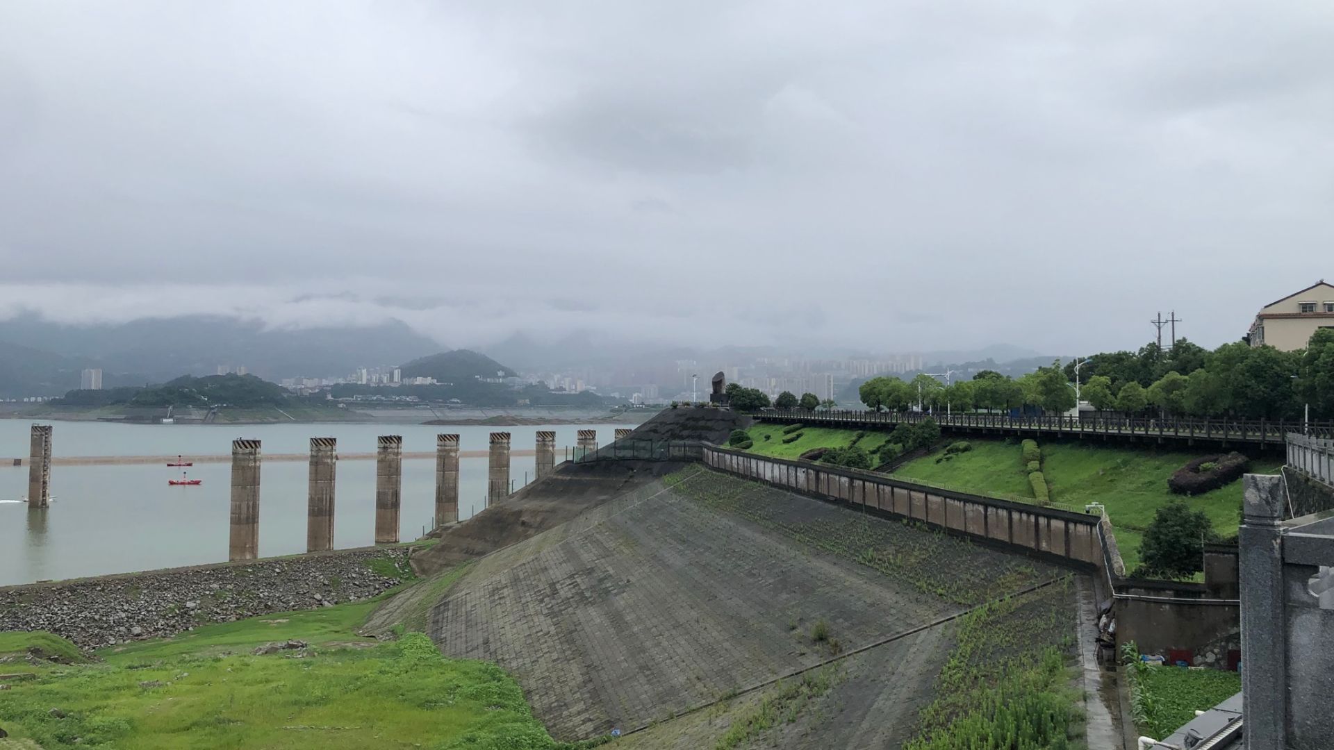 File:Three Gorges Dam in 2021 03.jpg