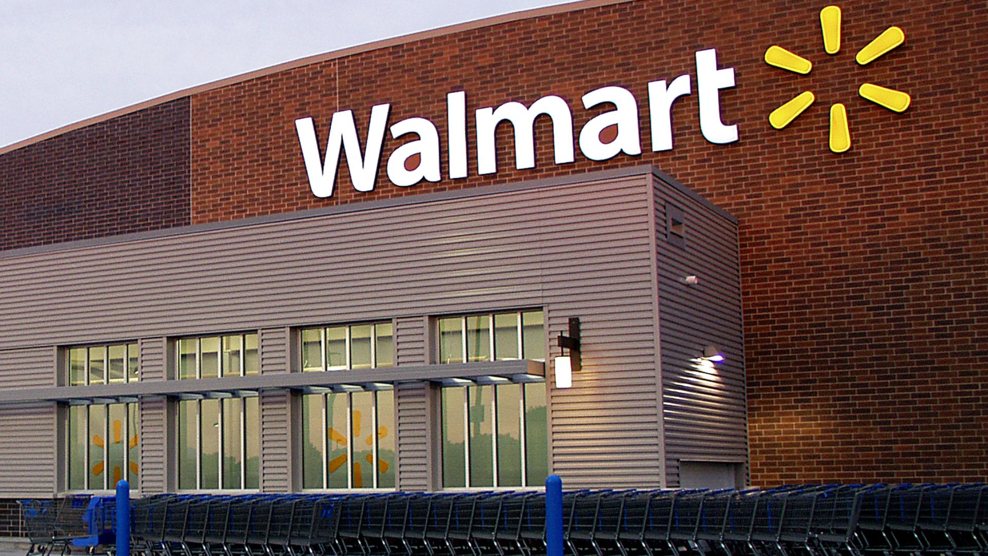 In 2008, Walmart changed its logo's spelling from