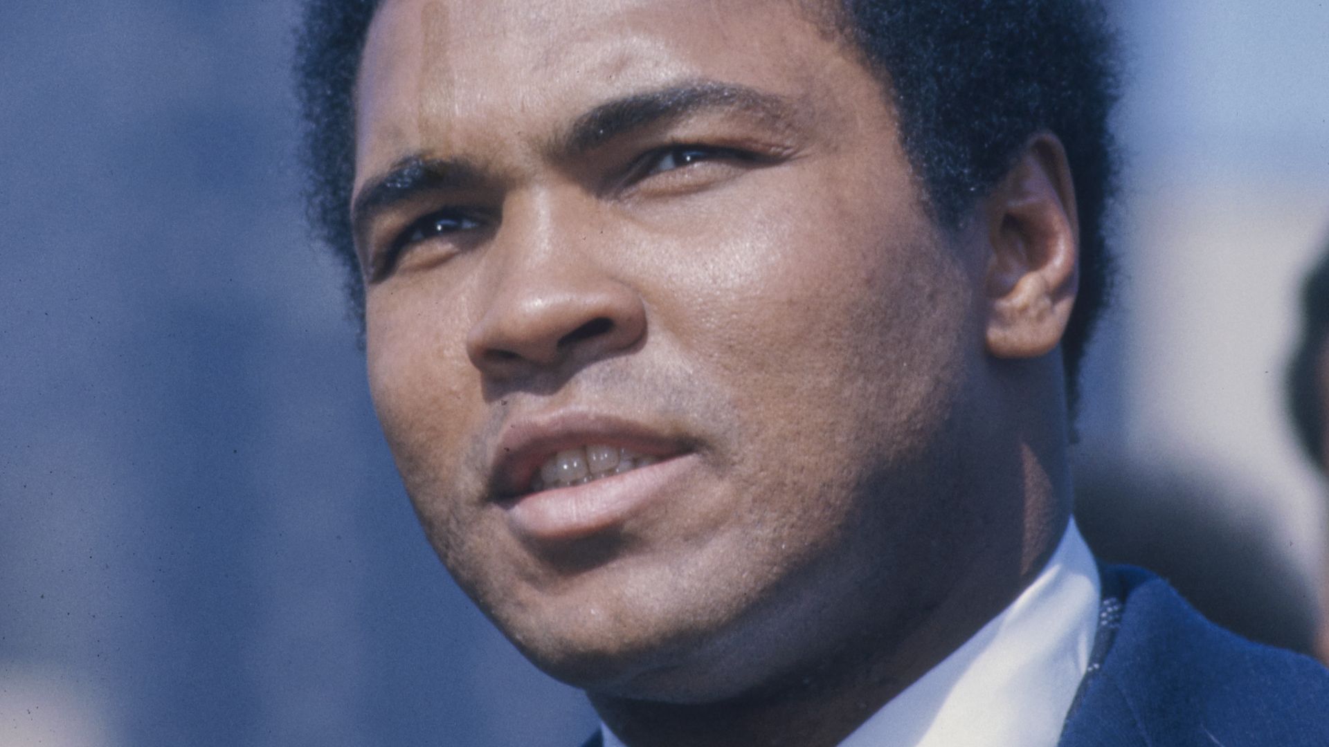 File:Muhammad Ali 1975.jpg