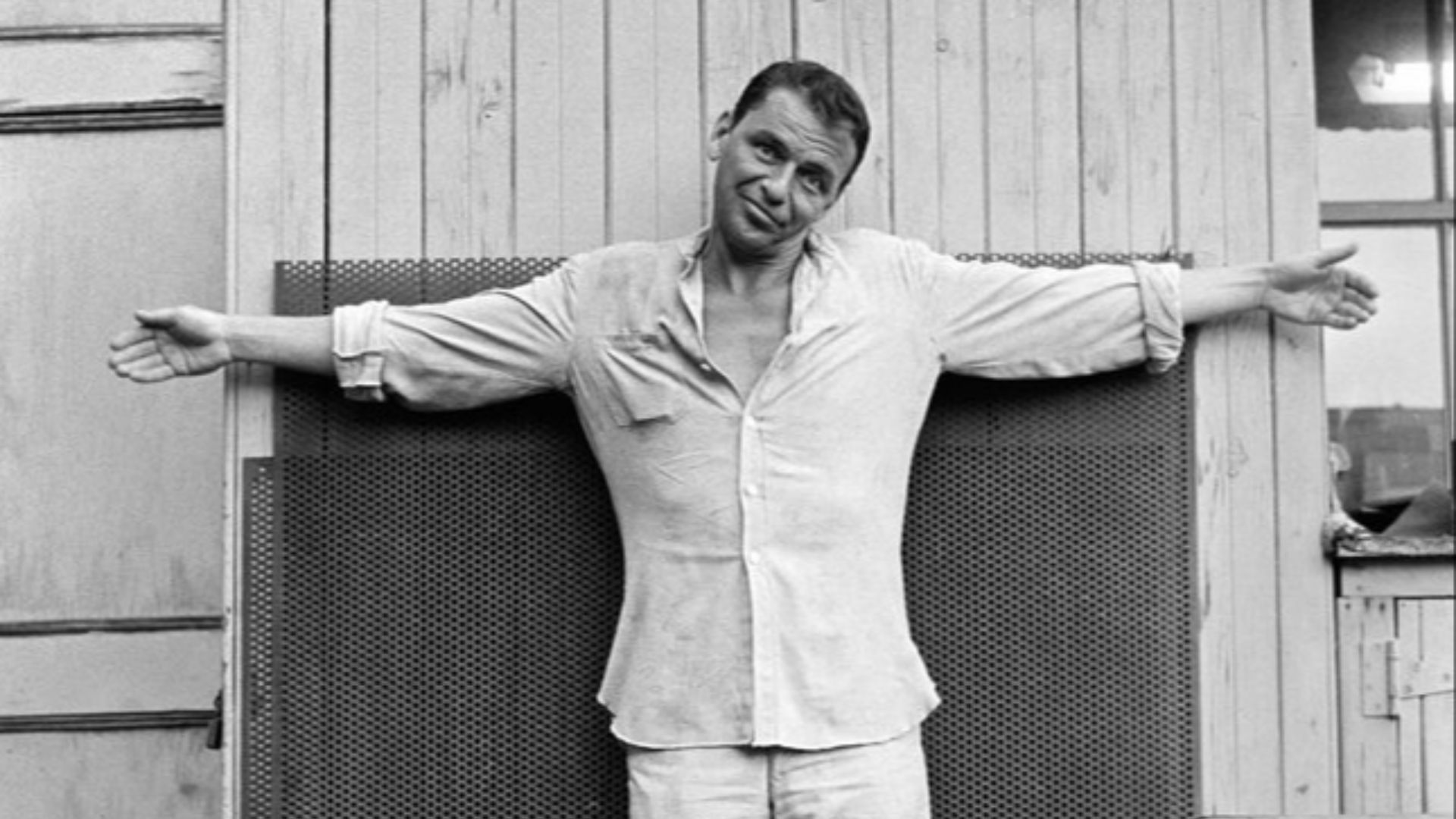 File:Frank Sinatra - Philippe Halsman.jpg