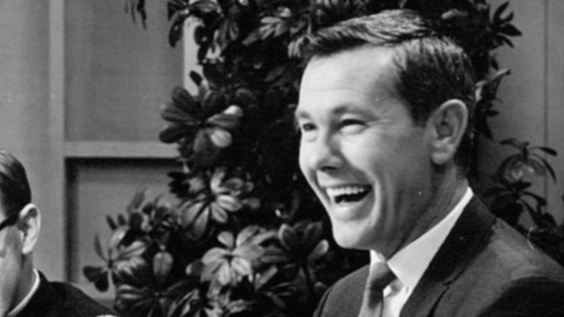 File:Johnny Carson Woody Allen The Tonight Show 1964.jpg