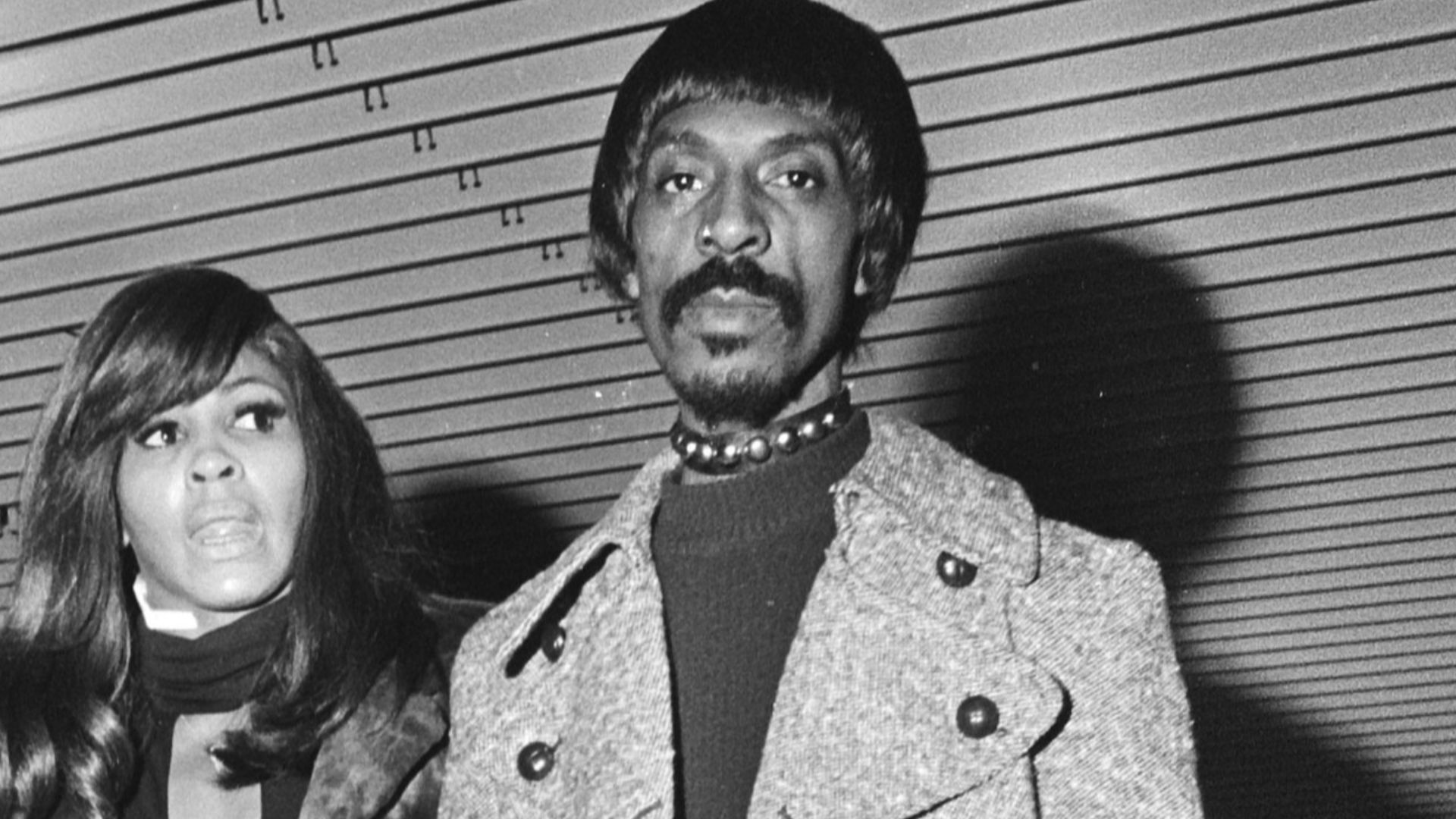 File:Ike & Tina ten voeten uit, Bestanddeelnr 924-2169.jpg