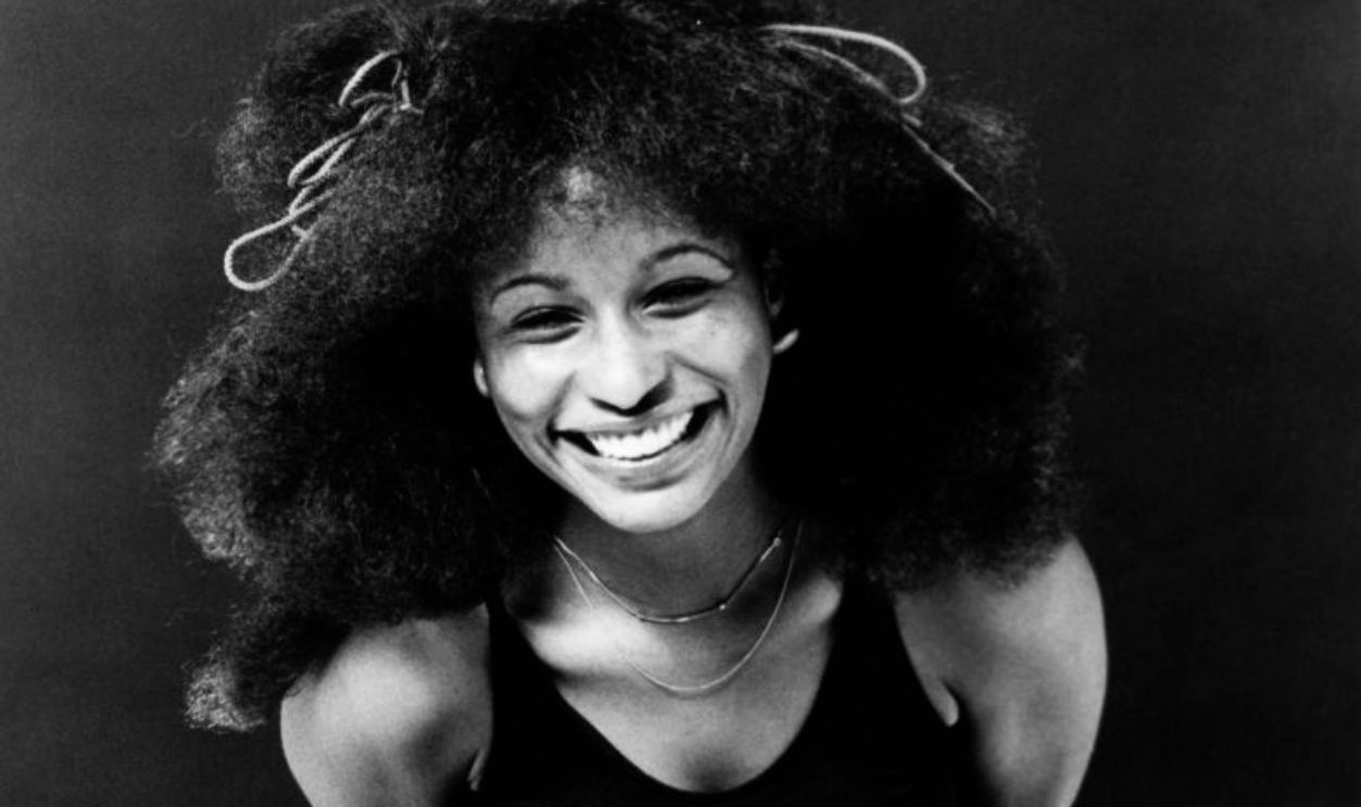 UNSPECIFIED - JANUARY 01: Photo of Chaka KHAN; Studio, posed