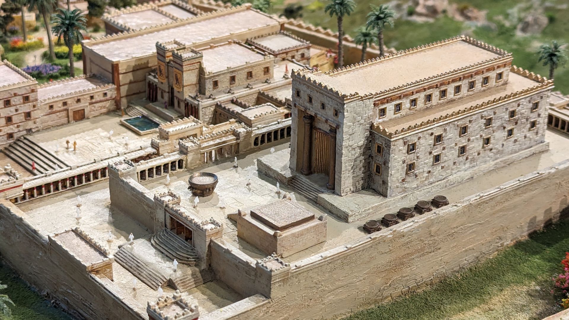 File:Temple of Solomon model.jpg