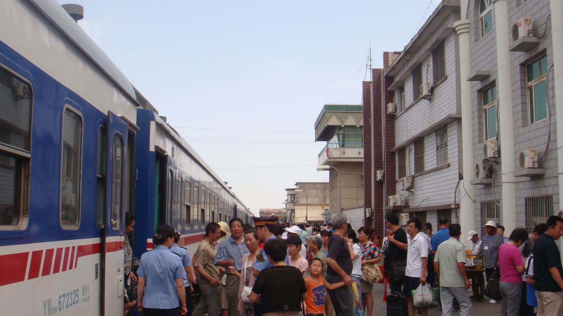 File:中国新疆哈密市,China Xinjiang, Hami City, China Xinjiang Urumqi - panoramio.jpg