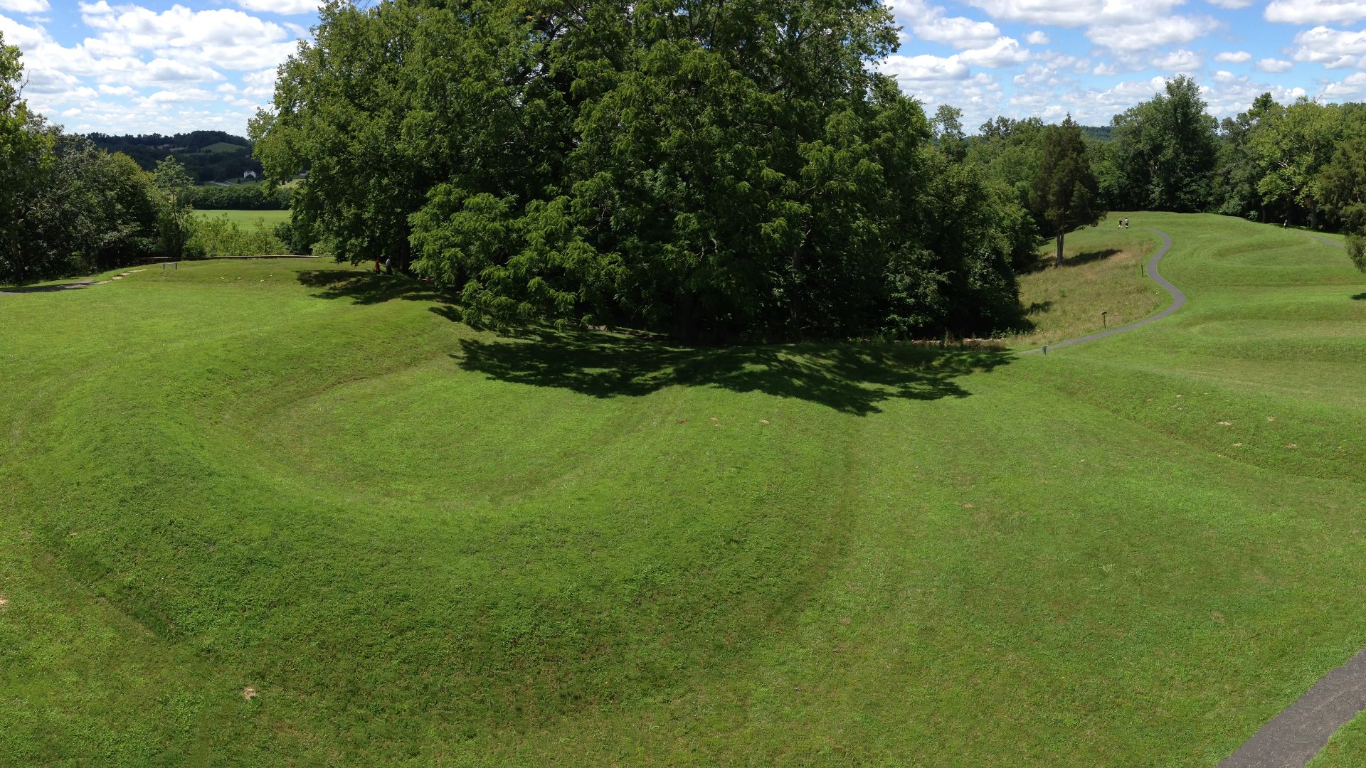 File:The Great Serpent Mound.jpg