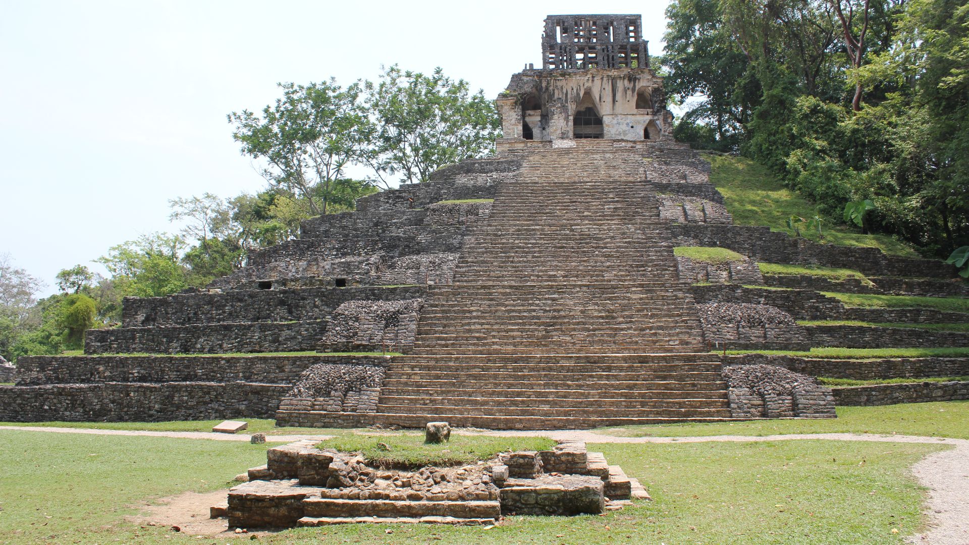 File:Palenque, Temple of the Cross (14386478533).jpg