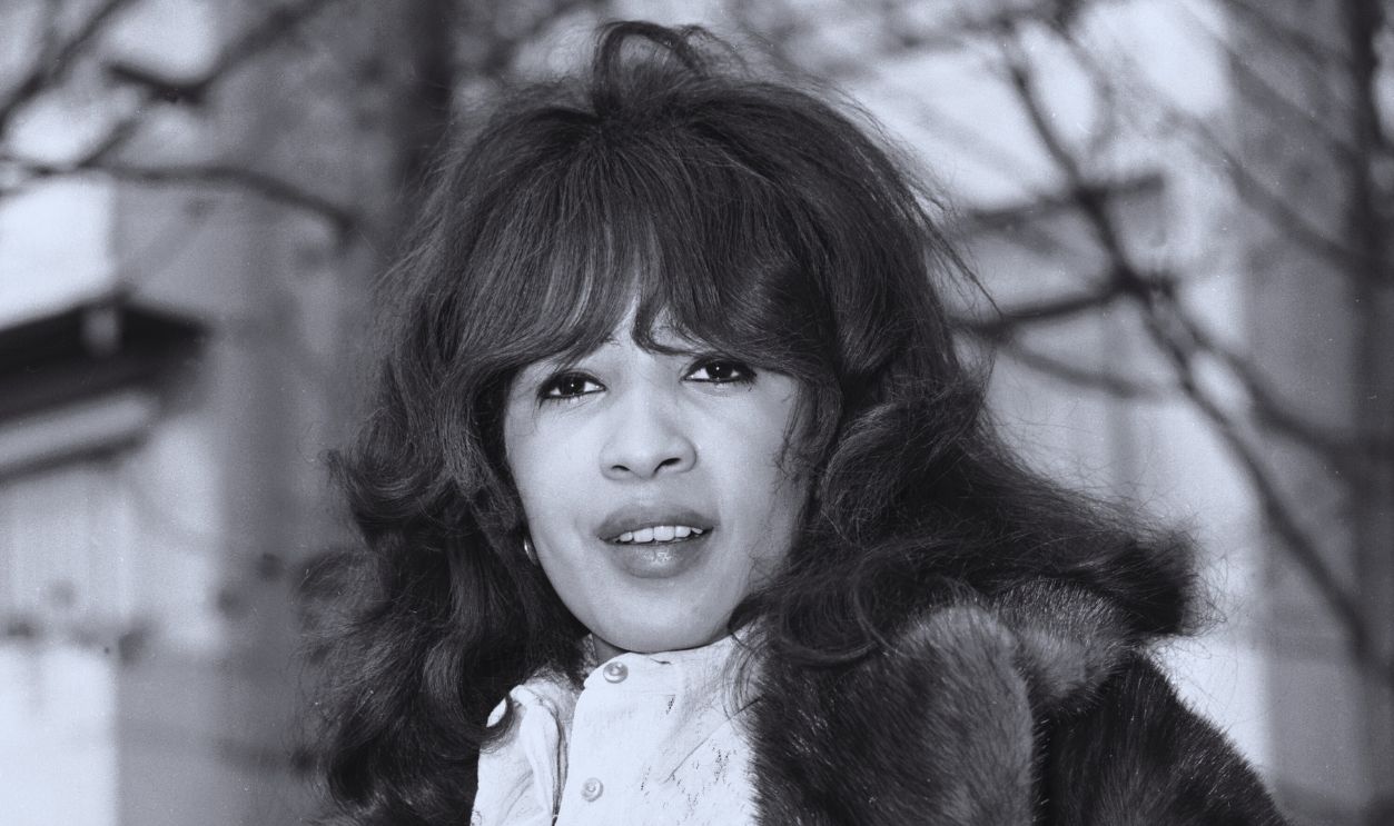 Gettyimages - 592343638, American singer Ronnie Spector, leader of the Ronettes and wife of Phil Spector 27th April 1971.